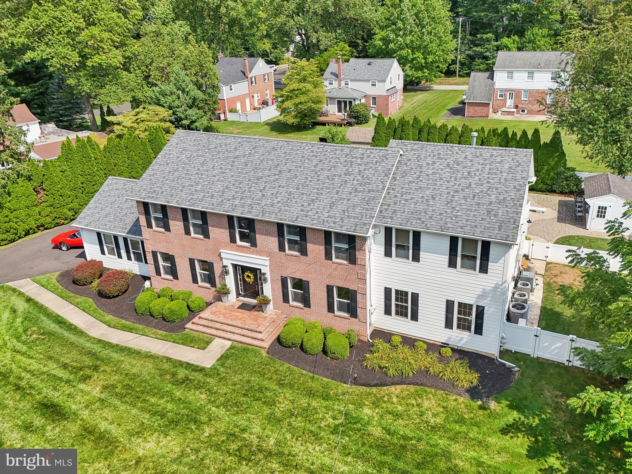 HUNTINGDON VALLEY - Residential