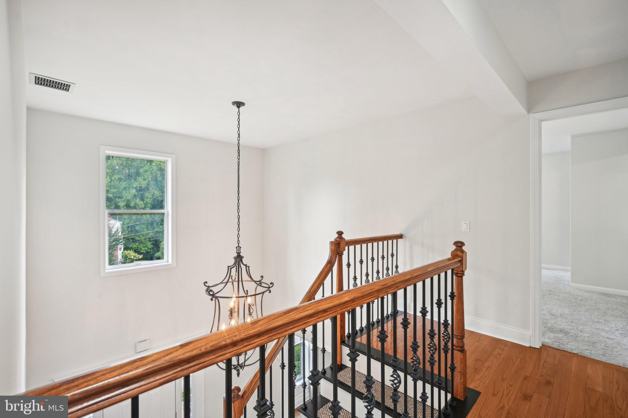 HUNTINGDON VALLEY - Residential