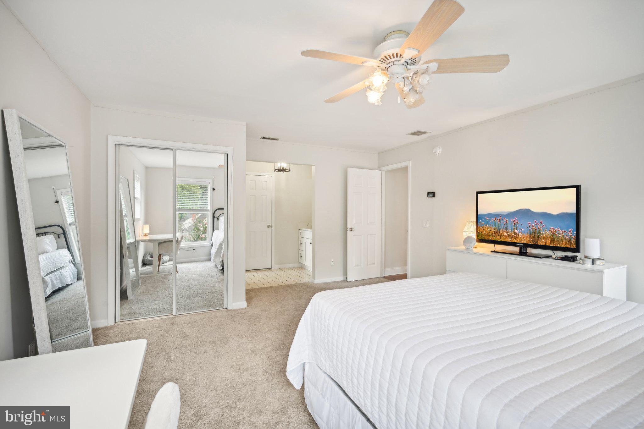 HUNTINGDON VALLEY - Residential