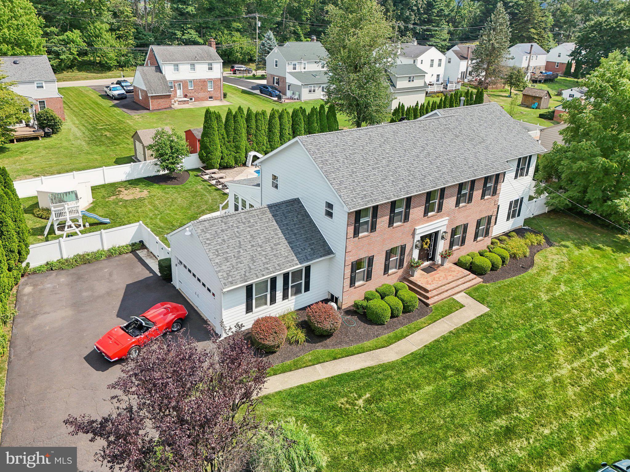 HUNTINGDON VALLEY - Residential