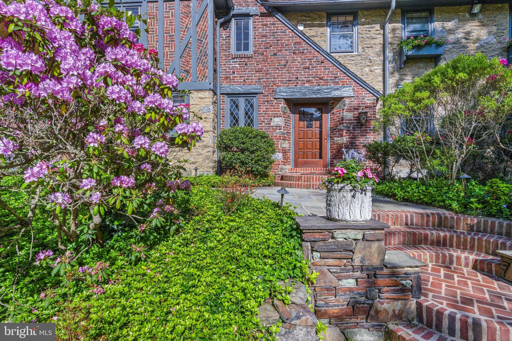 Bryn Mawr, Pennsylvania 19010, United States, 5 Bedrooms Bedrooms, ,5 BathroomsBathrooms,Residential,Active,136907