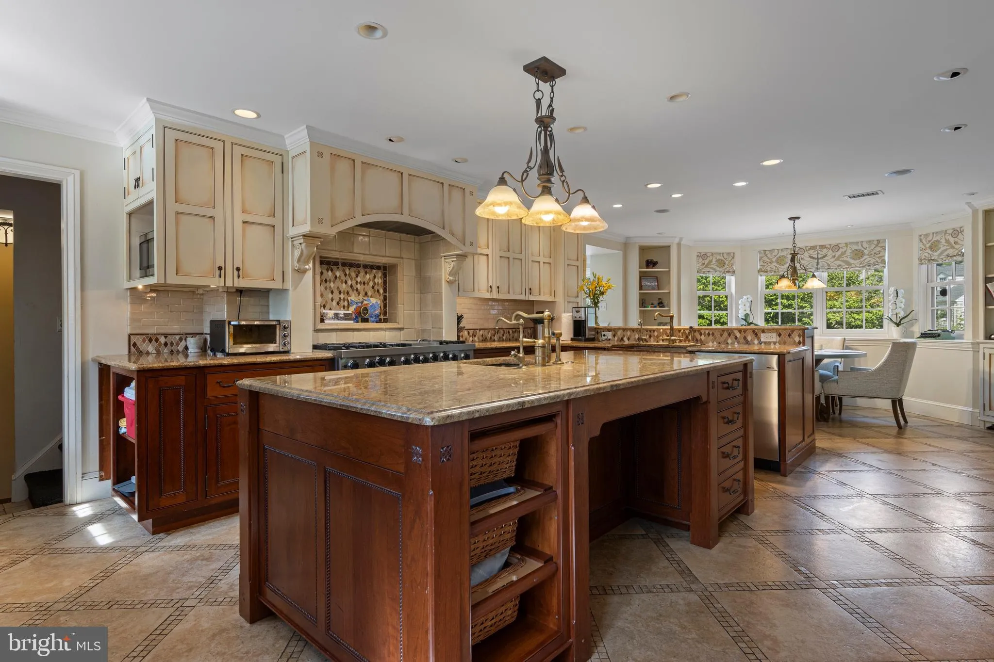 Bryn Mawr, Pennsylvania 19010, United States, 5 Bedrooms Bedrooms, ,5 BathroomsBathrooms,Residential,Active,136907