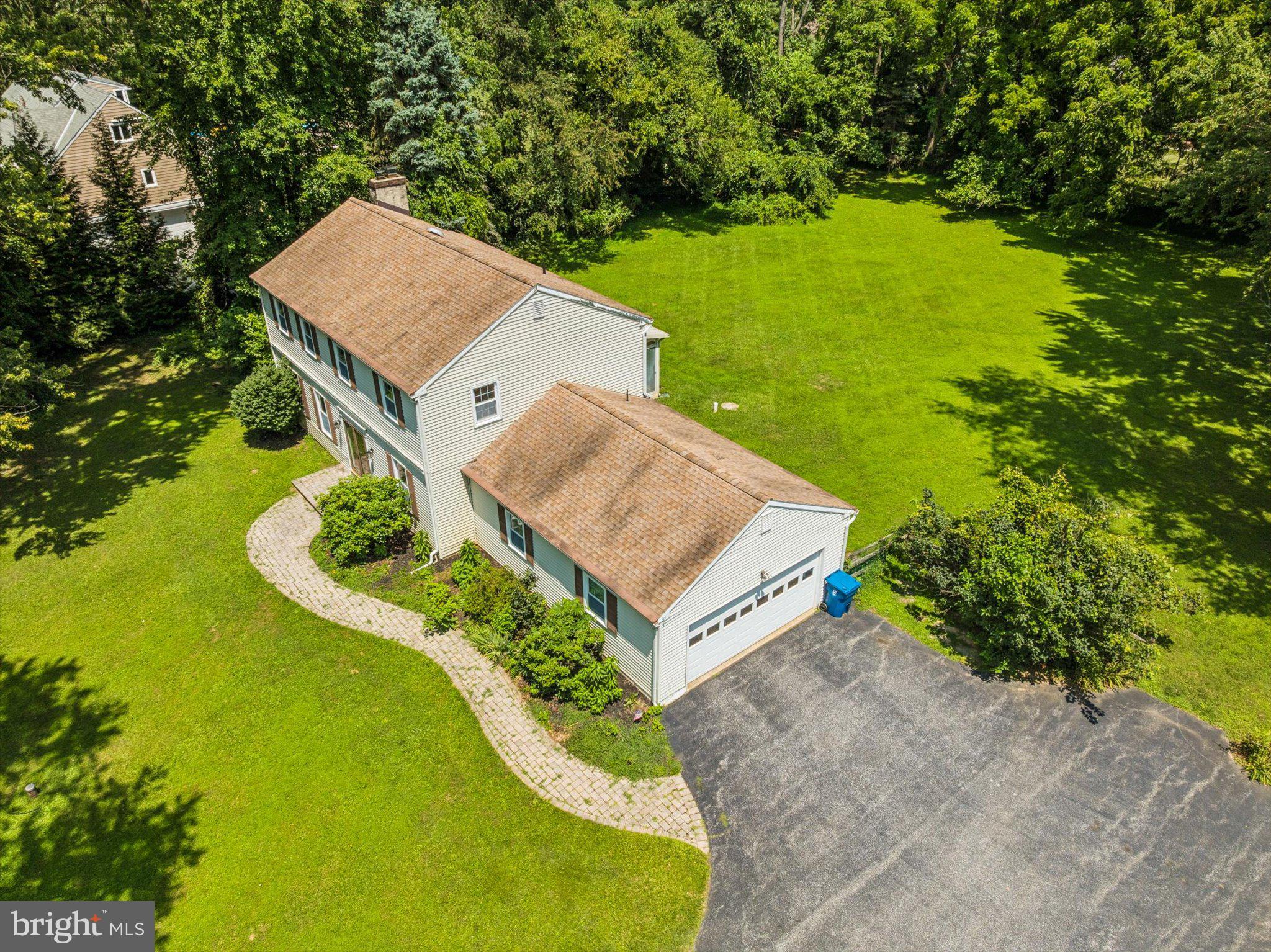 710 WILLOWDALE LANE