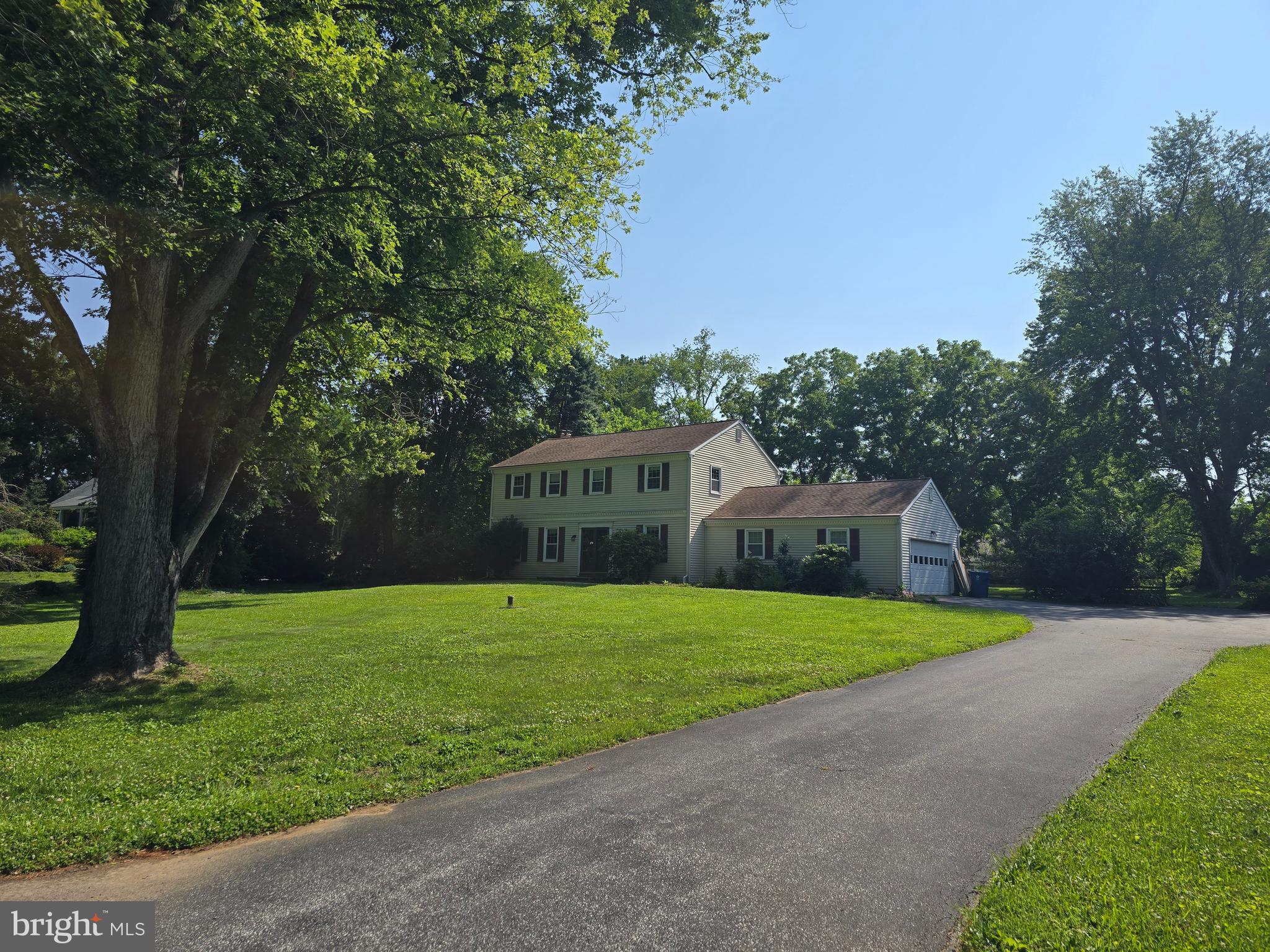 710 WILLOWDALE LANE