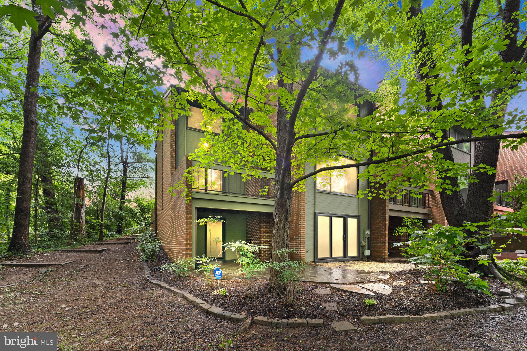 11639 HUNTERS GREEN COURT