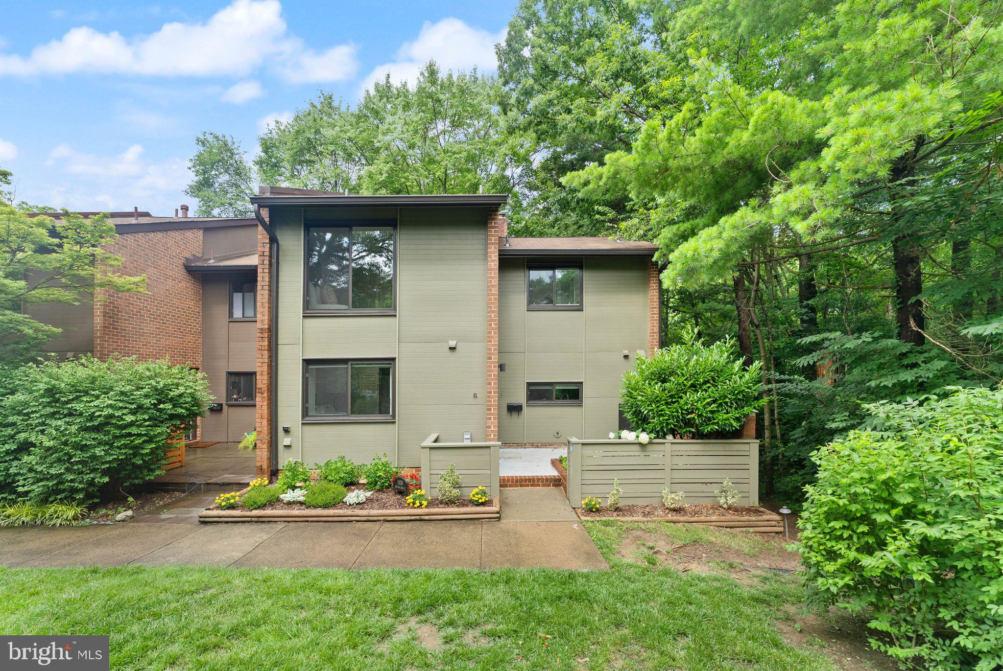 11639 HUNTERS GREEN COURT