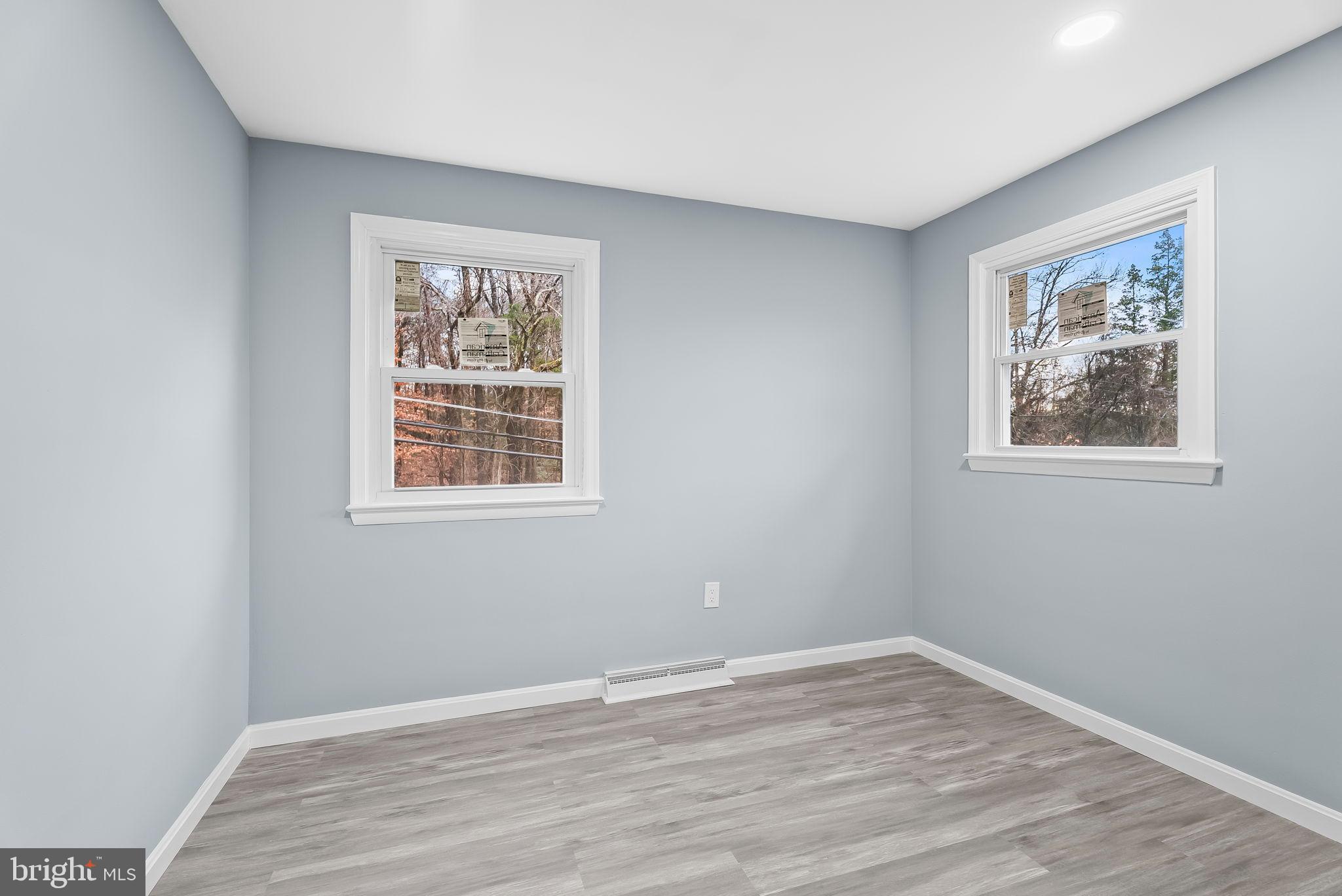 BROADVIEW - Residential