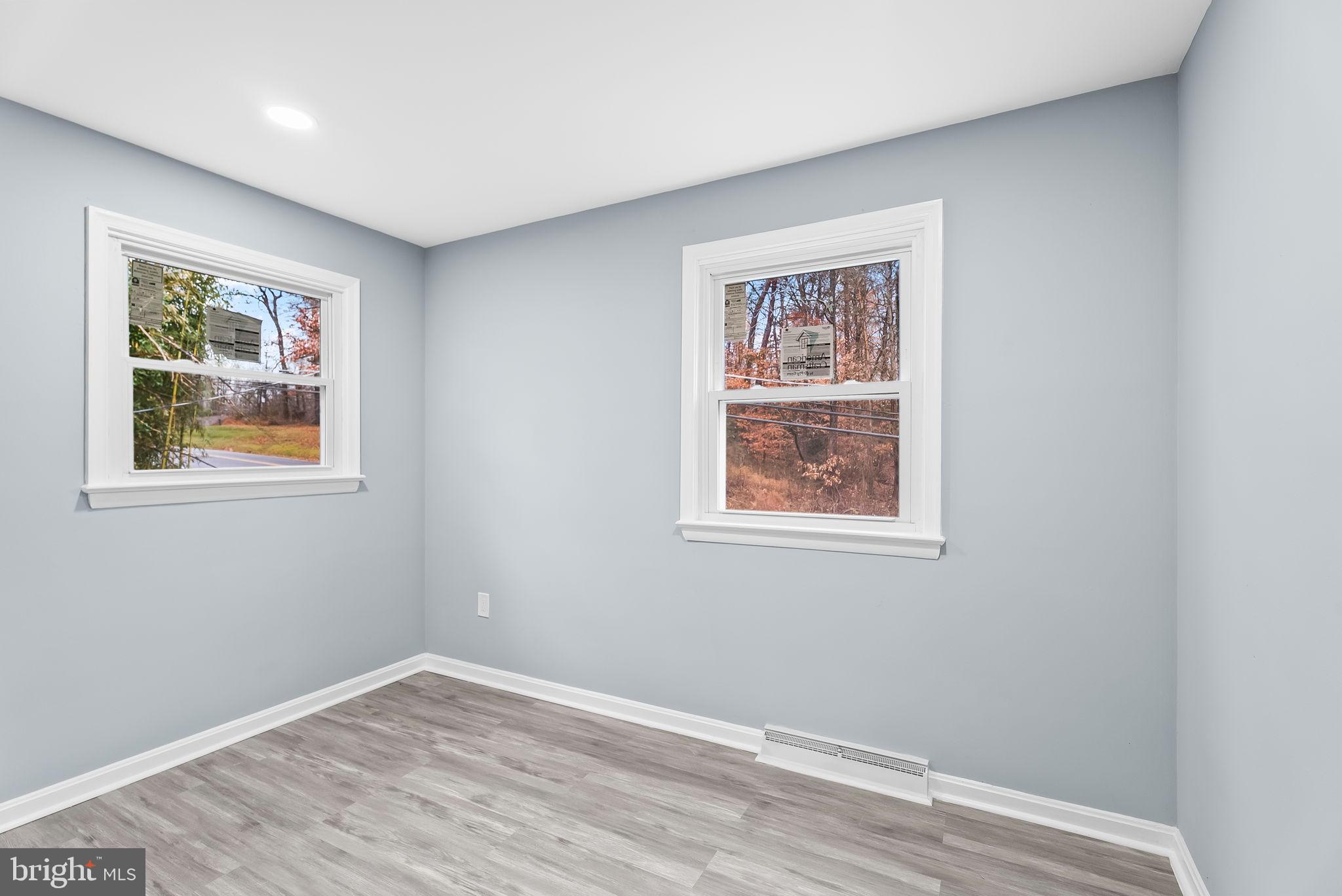 BROADVIEW - Residential