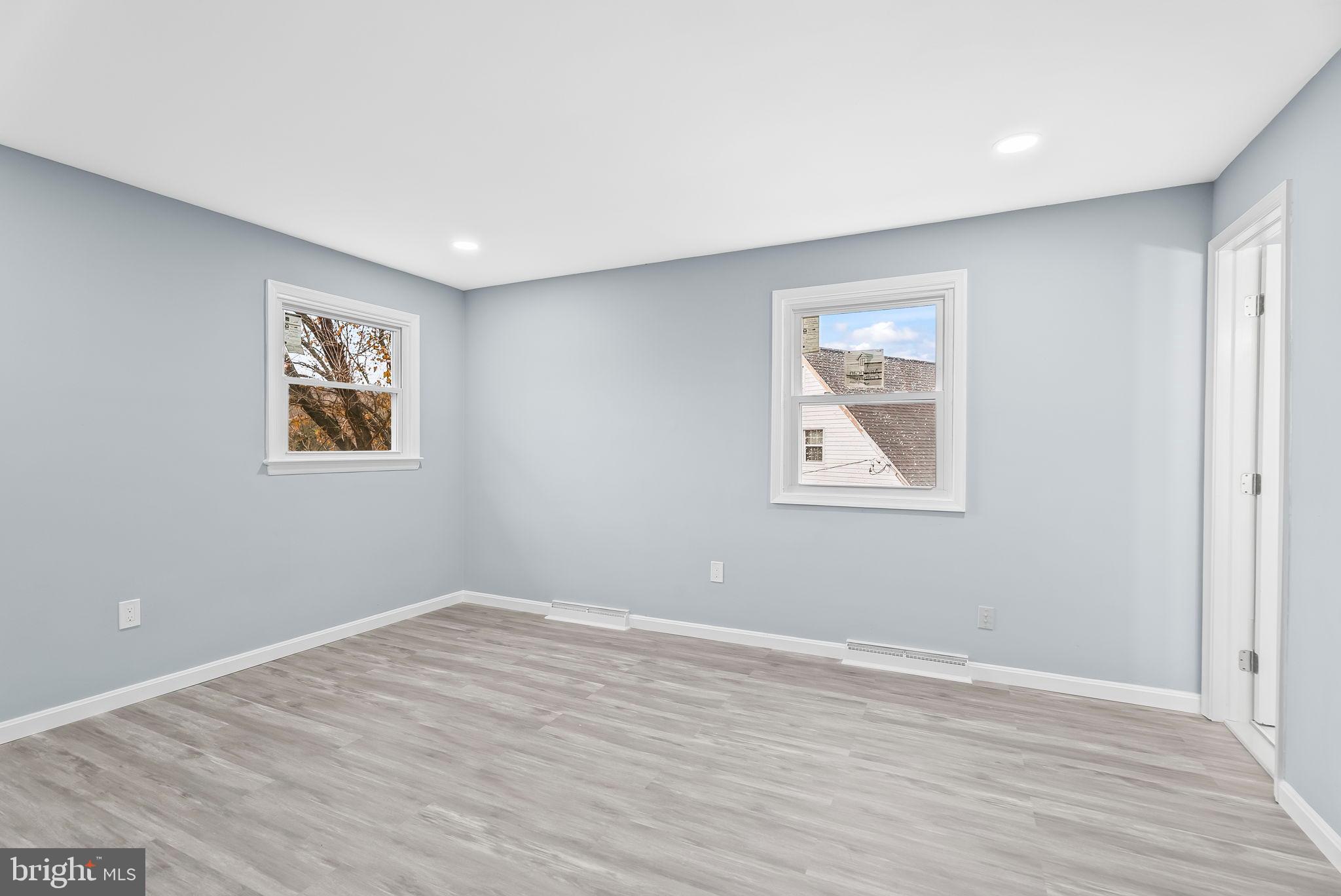 BROADVIEW - Residential