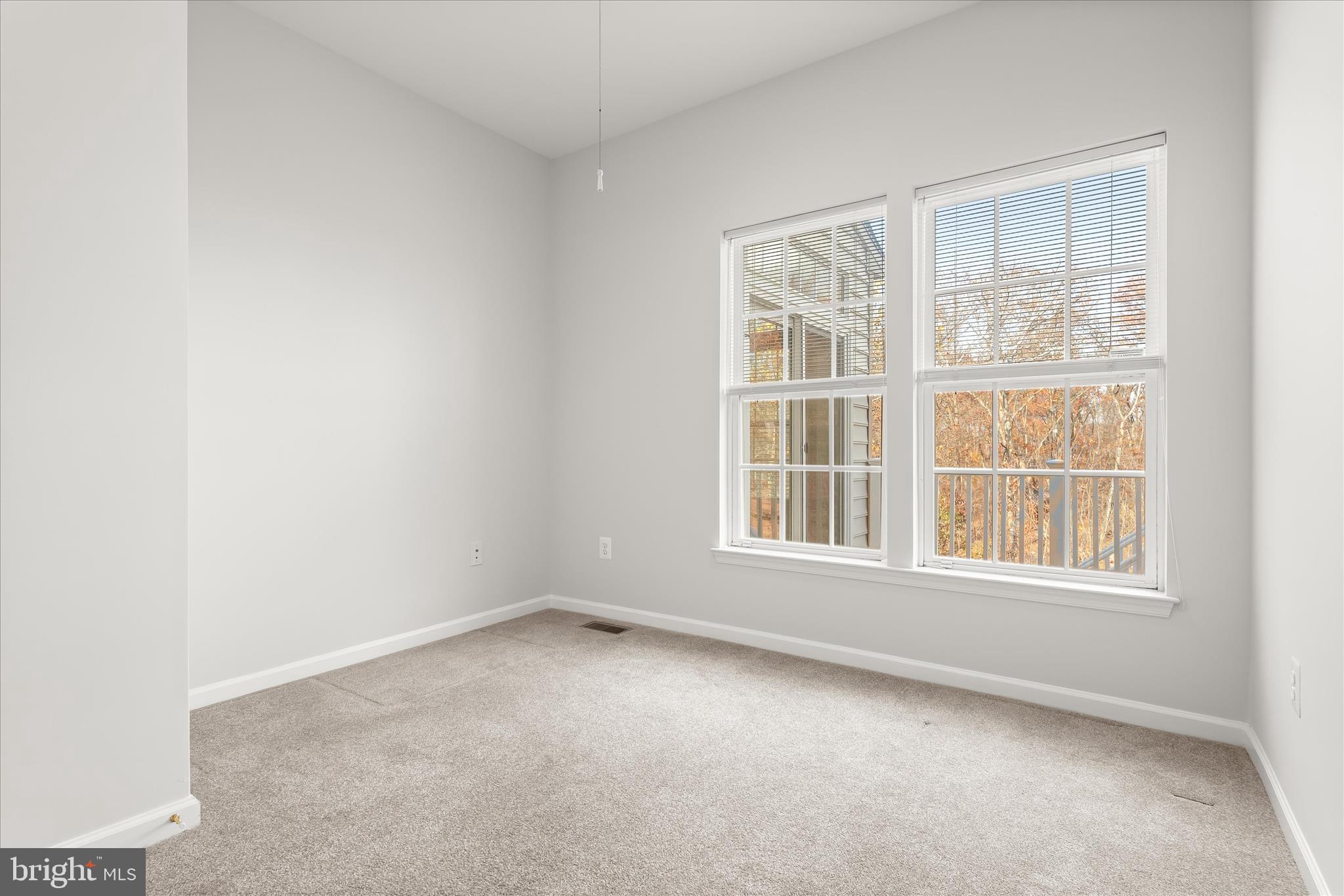 SIGNATURE CLUB AT GREENVIEW - Residential