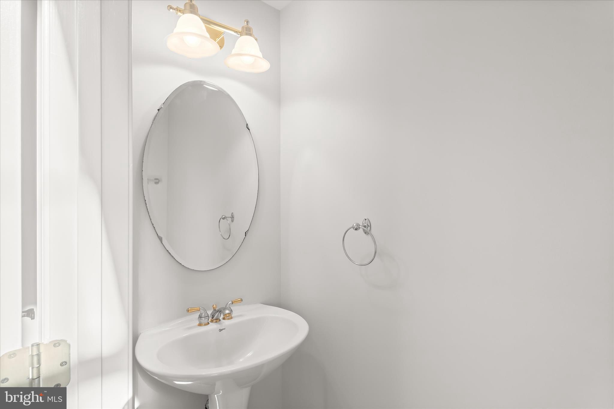 SIGNATURE CLUB AT GREENVIEW - Residential