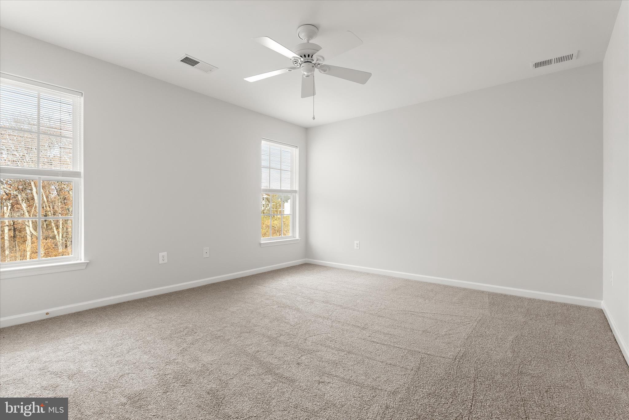 SIGNATURE CLUB AT GREENVIEW - Residential