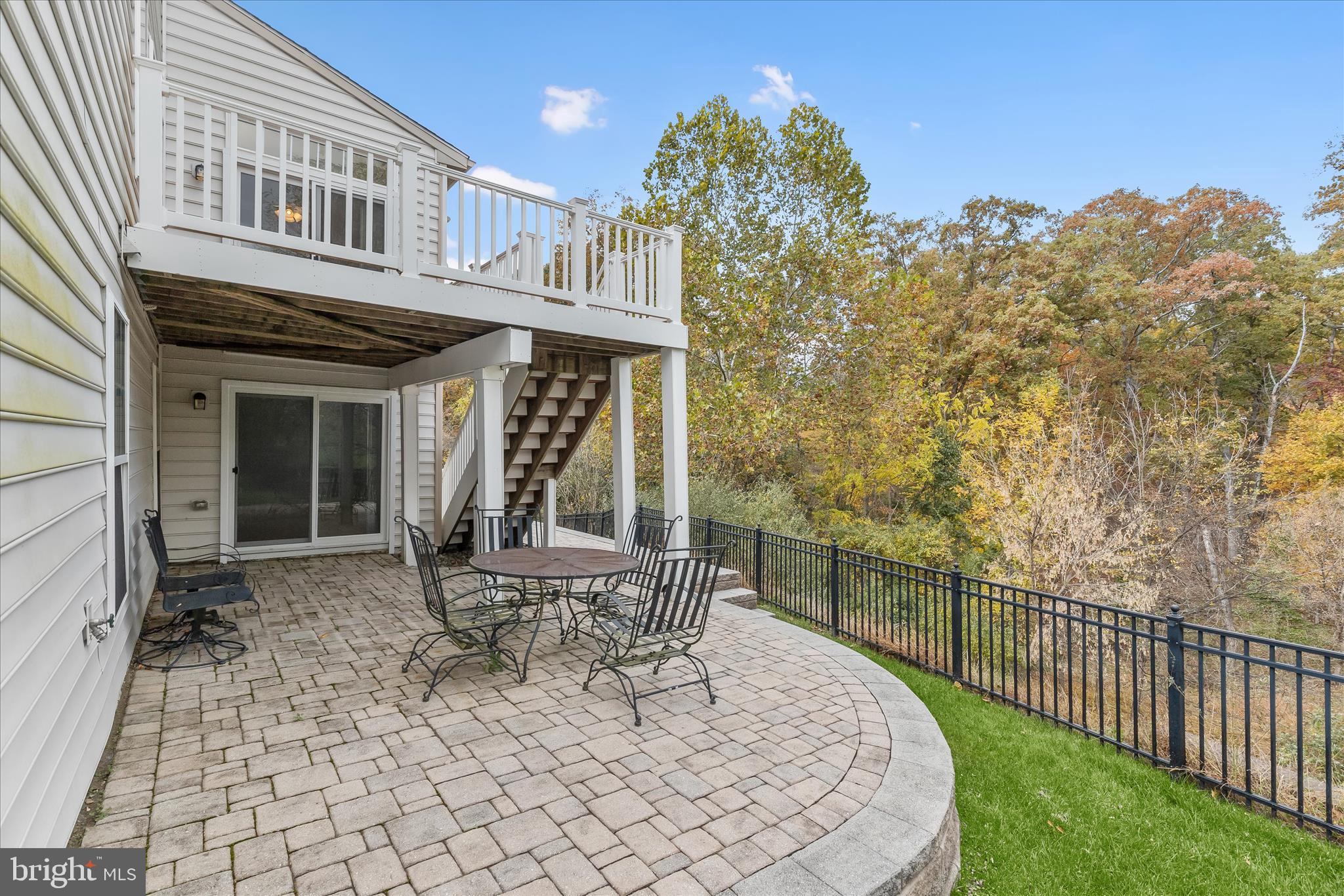 SIGNATURE CLUB AT GREENVIEW - Residential