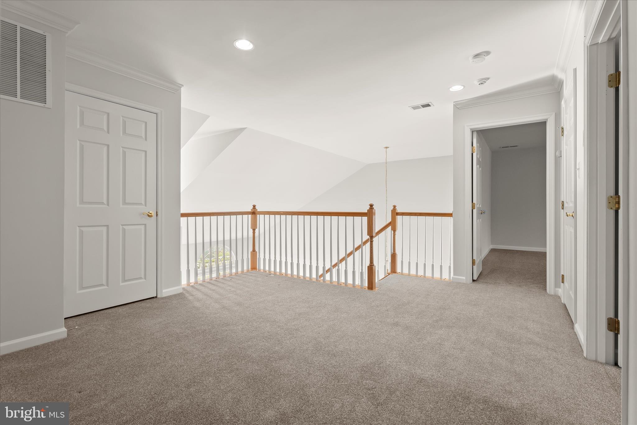 SIGNATURE CLUB AT GREENVIEW - Residential