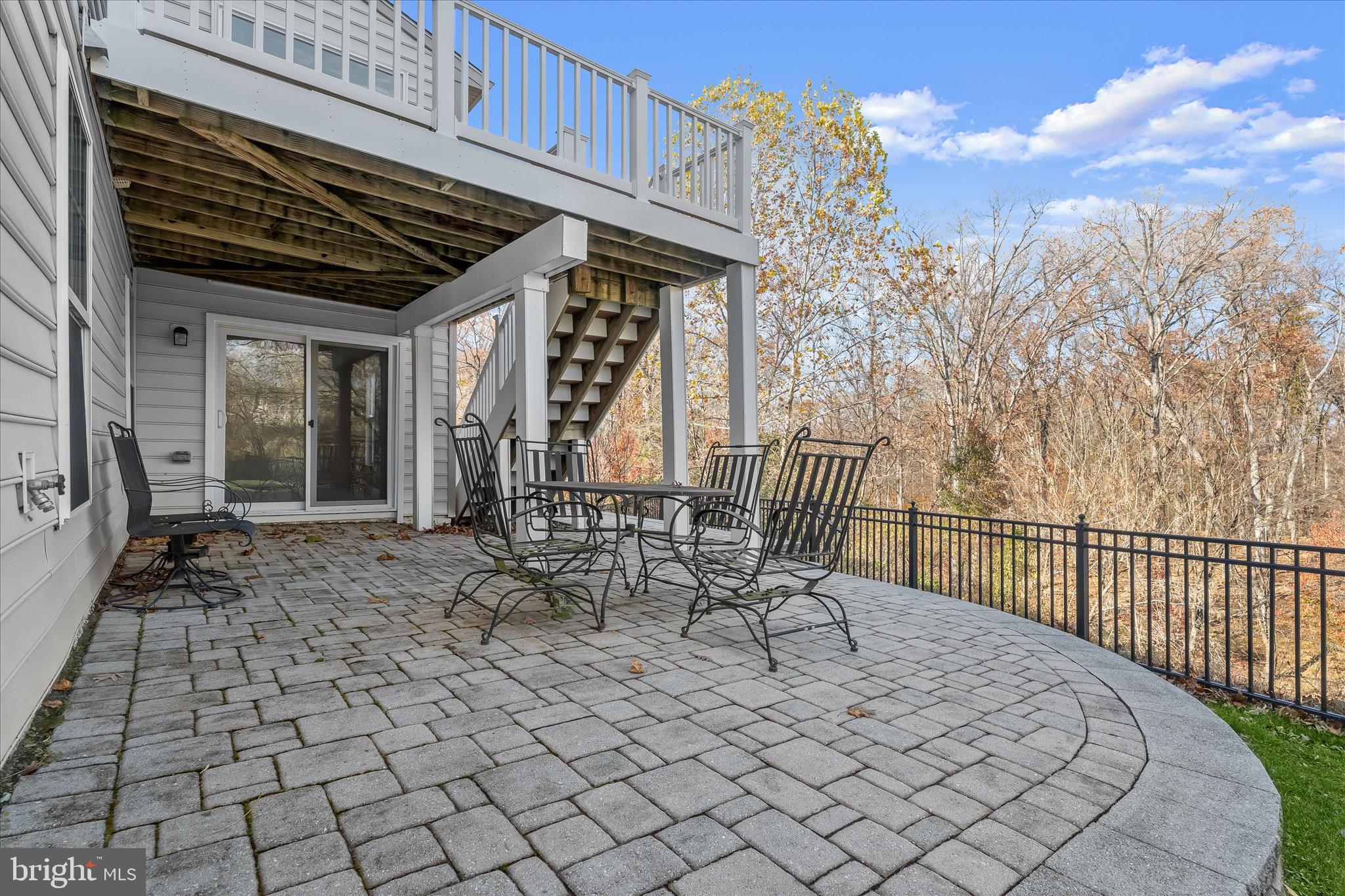 SIGNATURE CLUB AT GREENVIEW - Residential