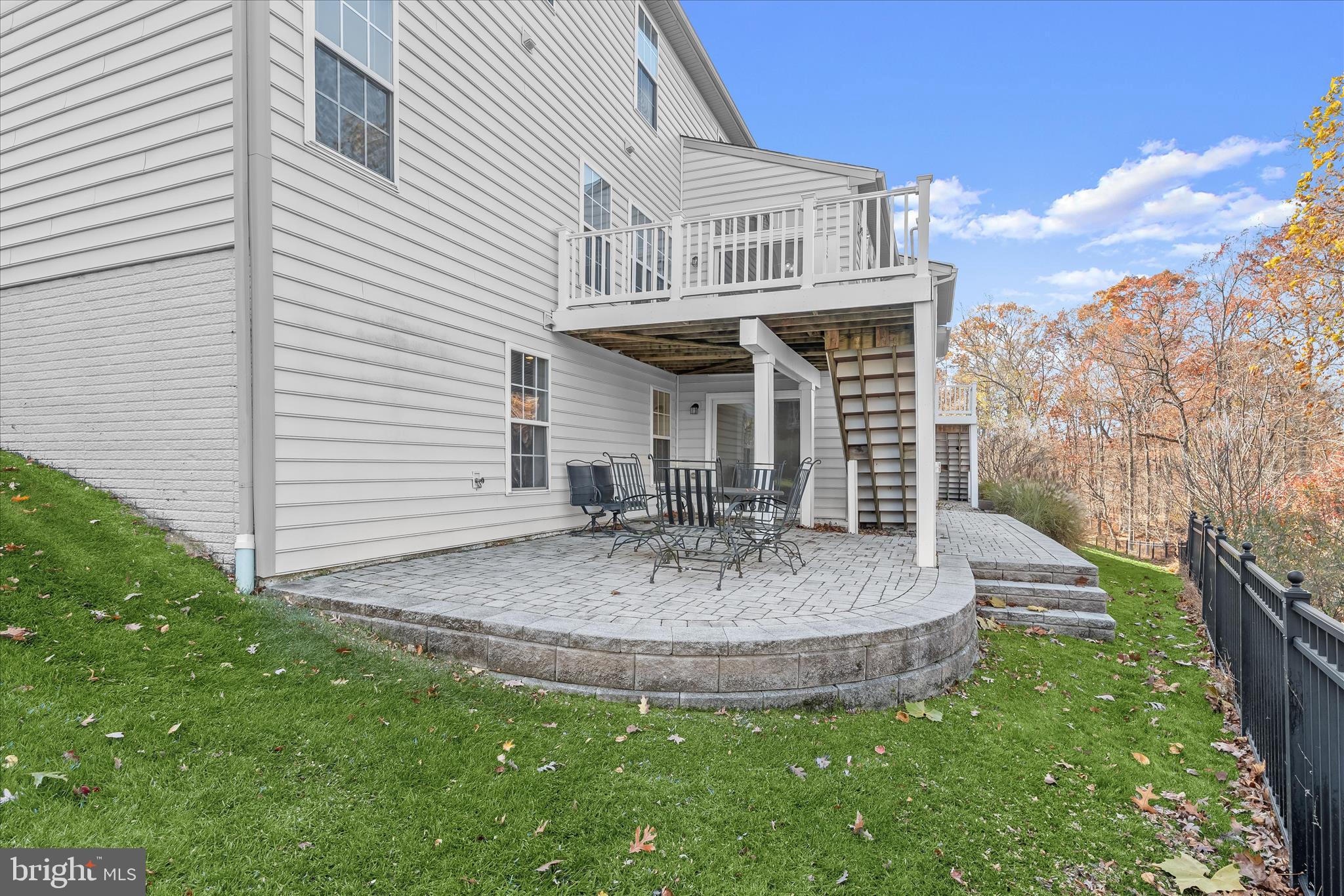 SIGNATURE CLUB AT GREENVIEW - Residential