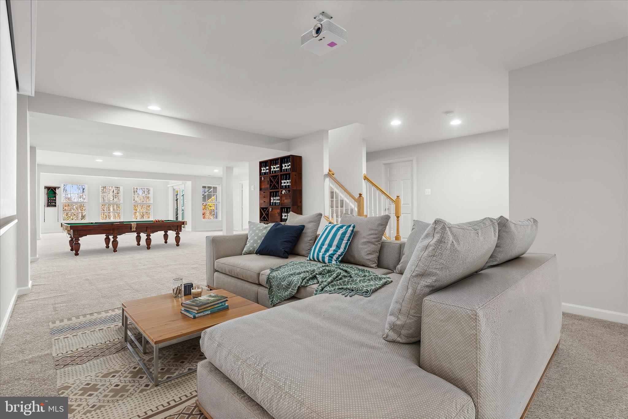 SIGNATURE CLUB AT GREENVIEW - Residential