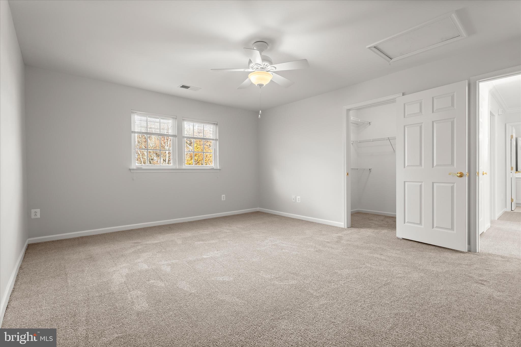 SIGNATURE CLUB AT GREENVIEW - Residential