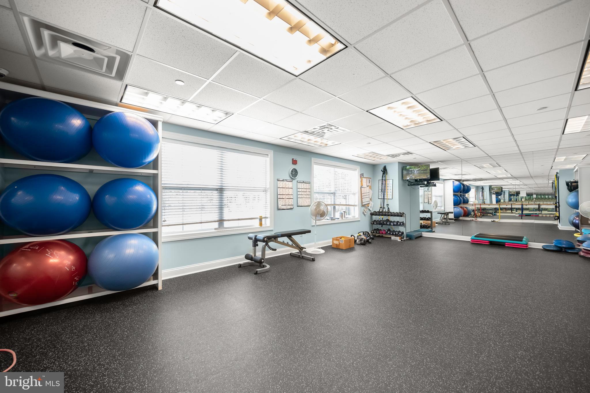 SIGNATURE CLUB AT GREENVIEW - Residential