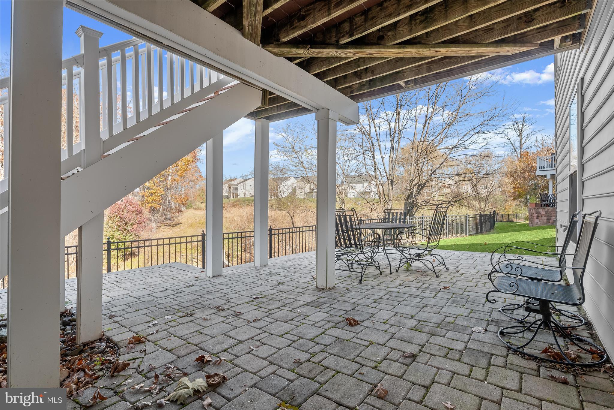 SIGNATURE CLUB AT GREENVIEW - Residential