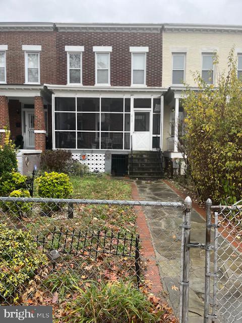 613 K STREET NE