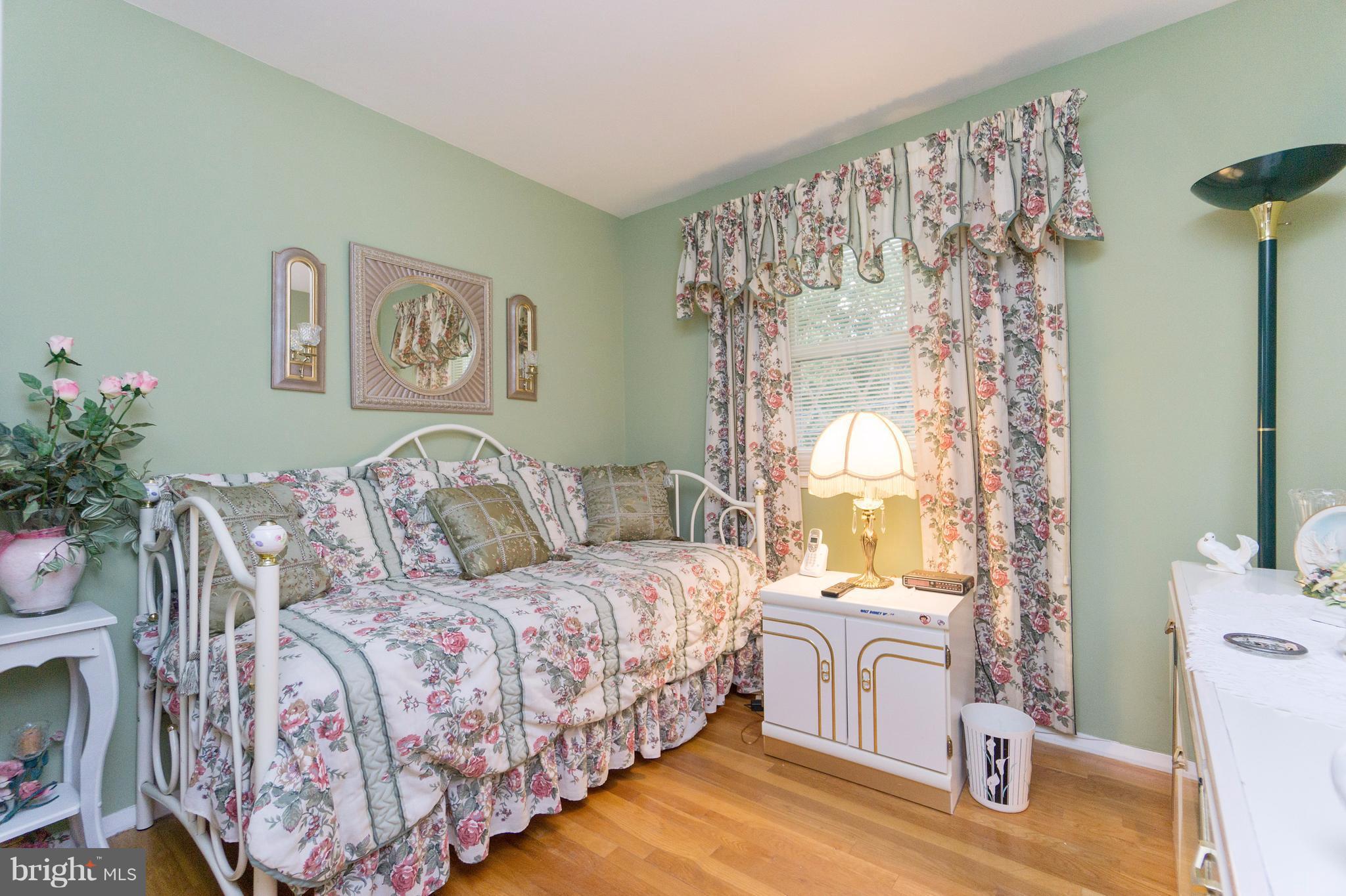 RIPPLING ESTATES - Residential