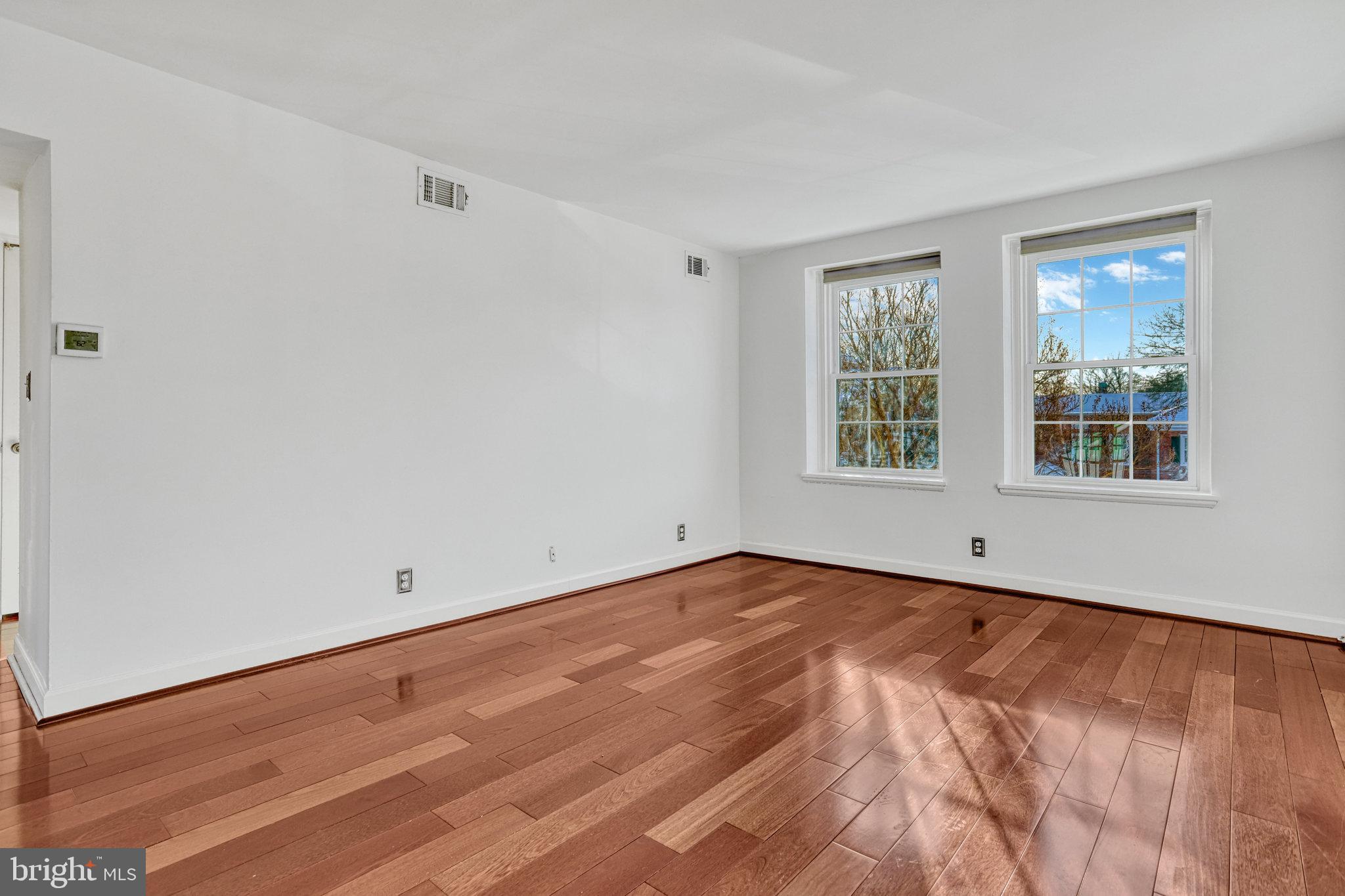 2854 S BUCHANAN STREET B2