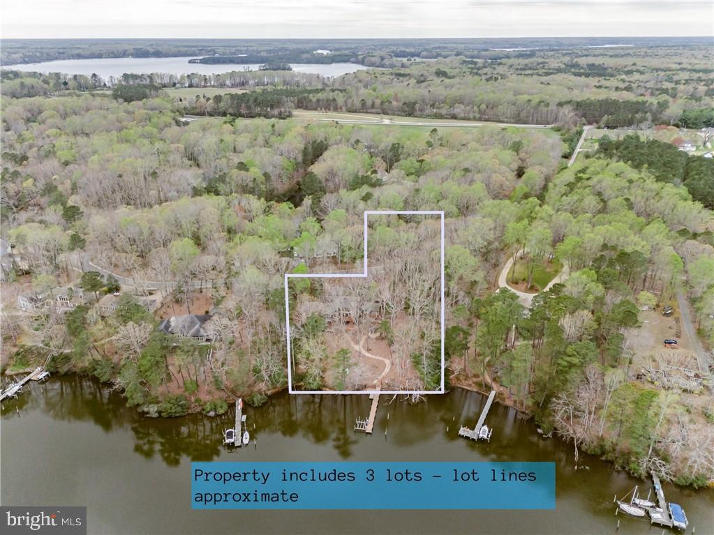 941 WILTON COVES DRIVE