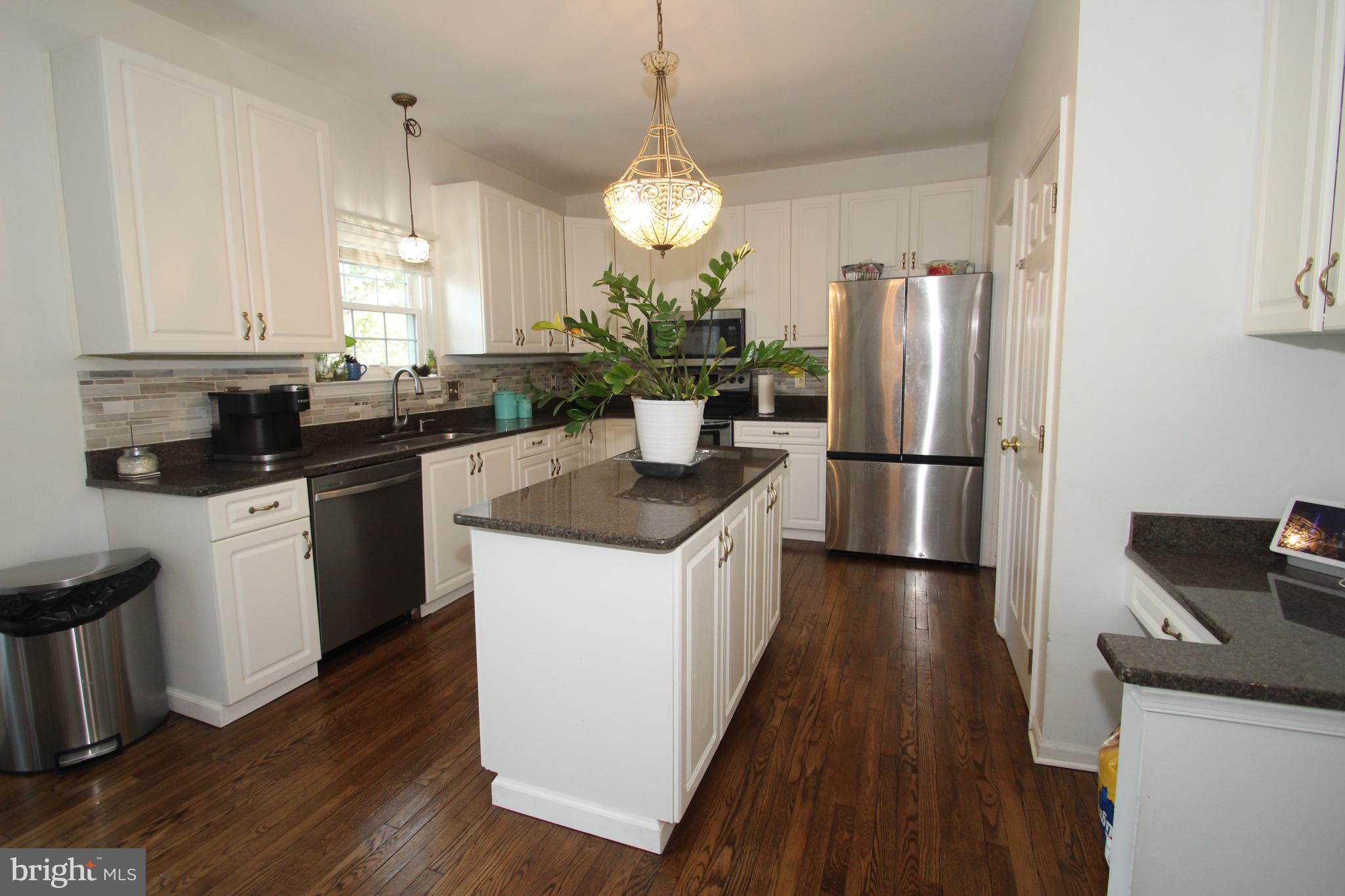 MEADOW GLEN - Residential