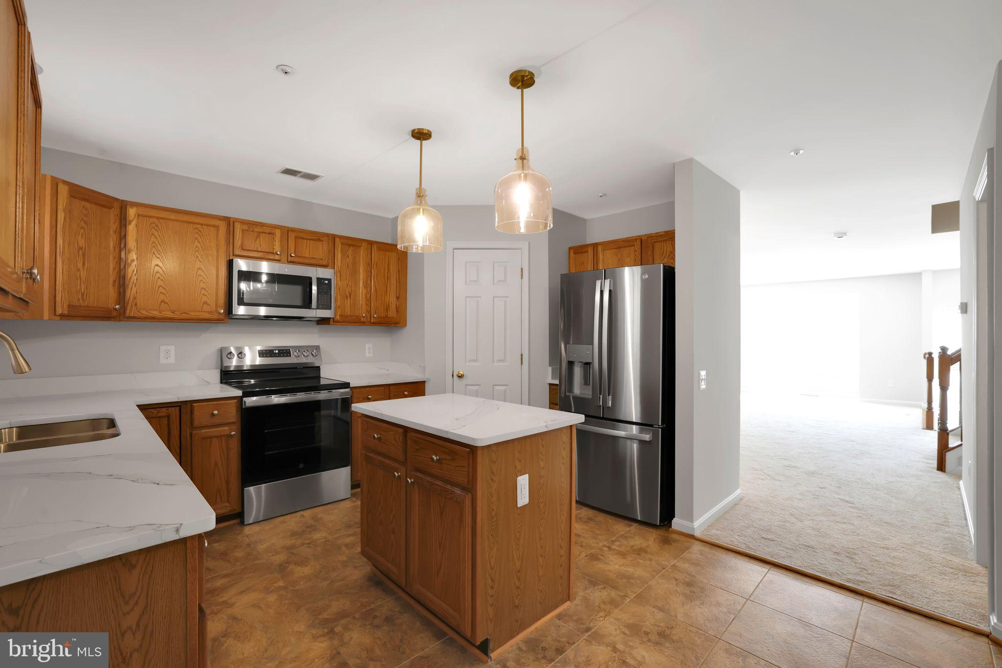 SEVEN OAKS - Residential