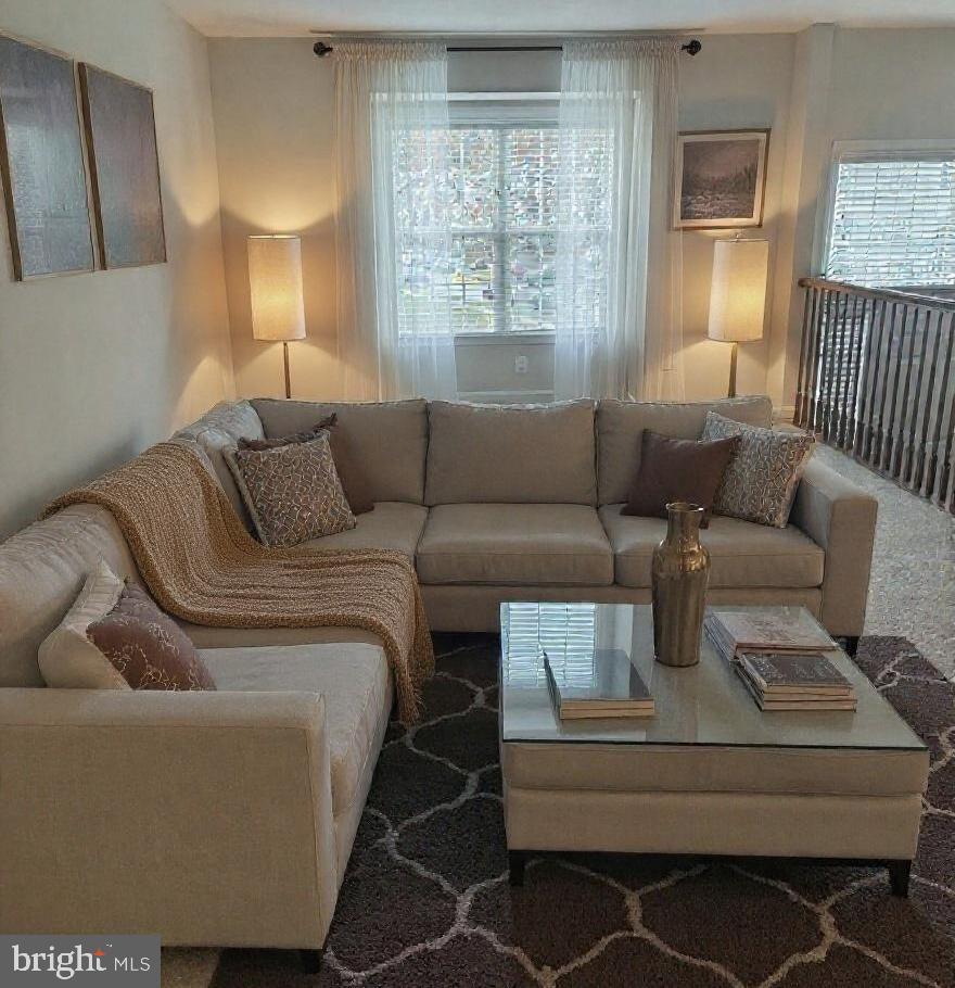 SEVEN OAKS - Residential