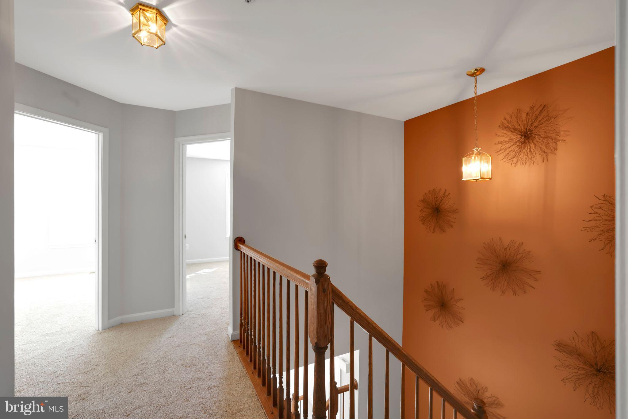 SEVEN OAKS - Residential