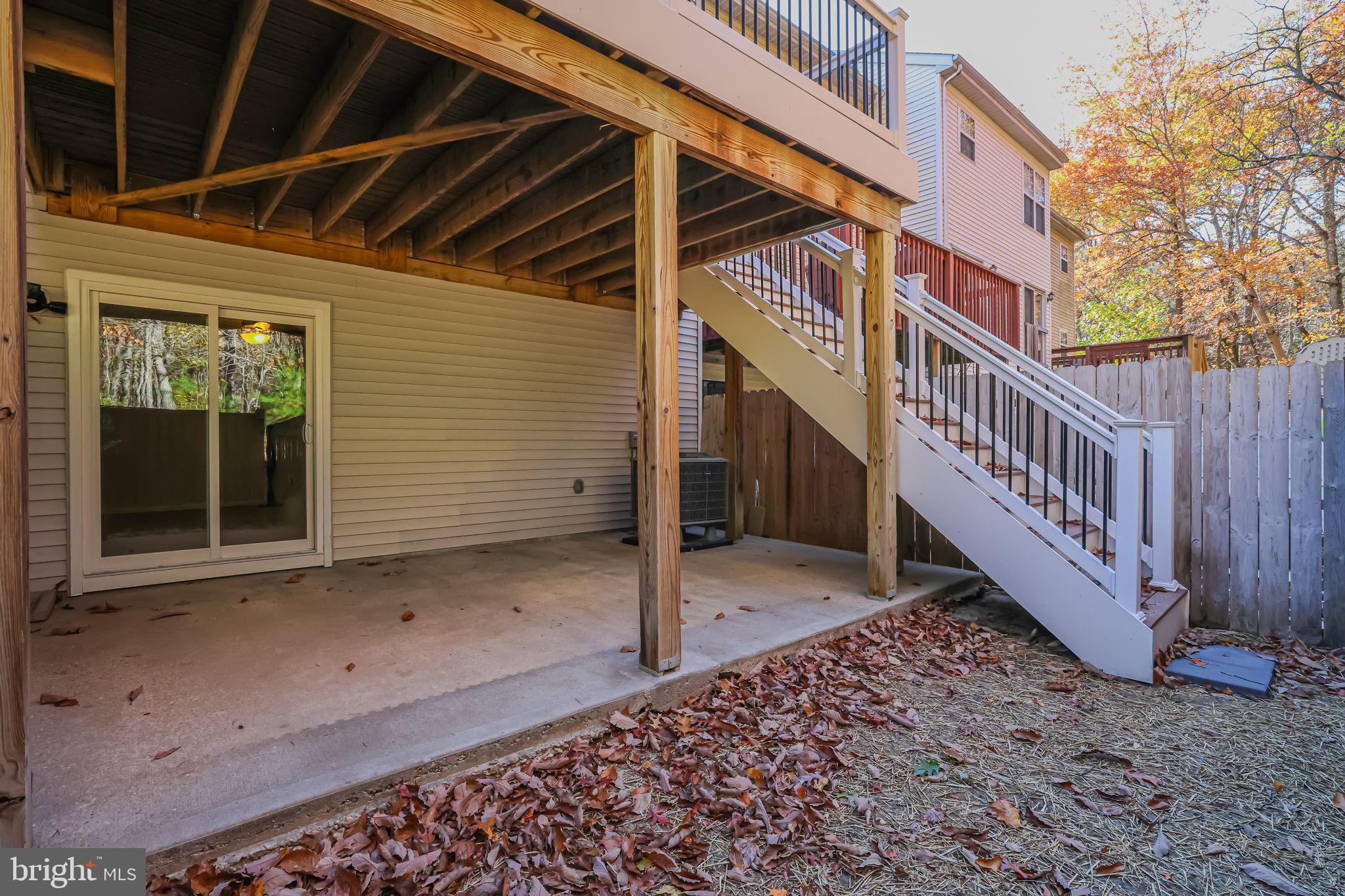 SEVEN OAKS - Residential