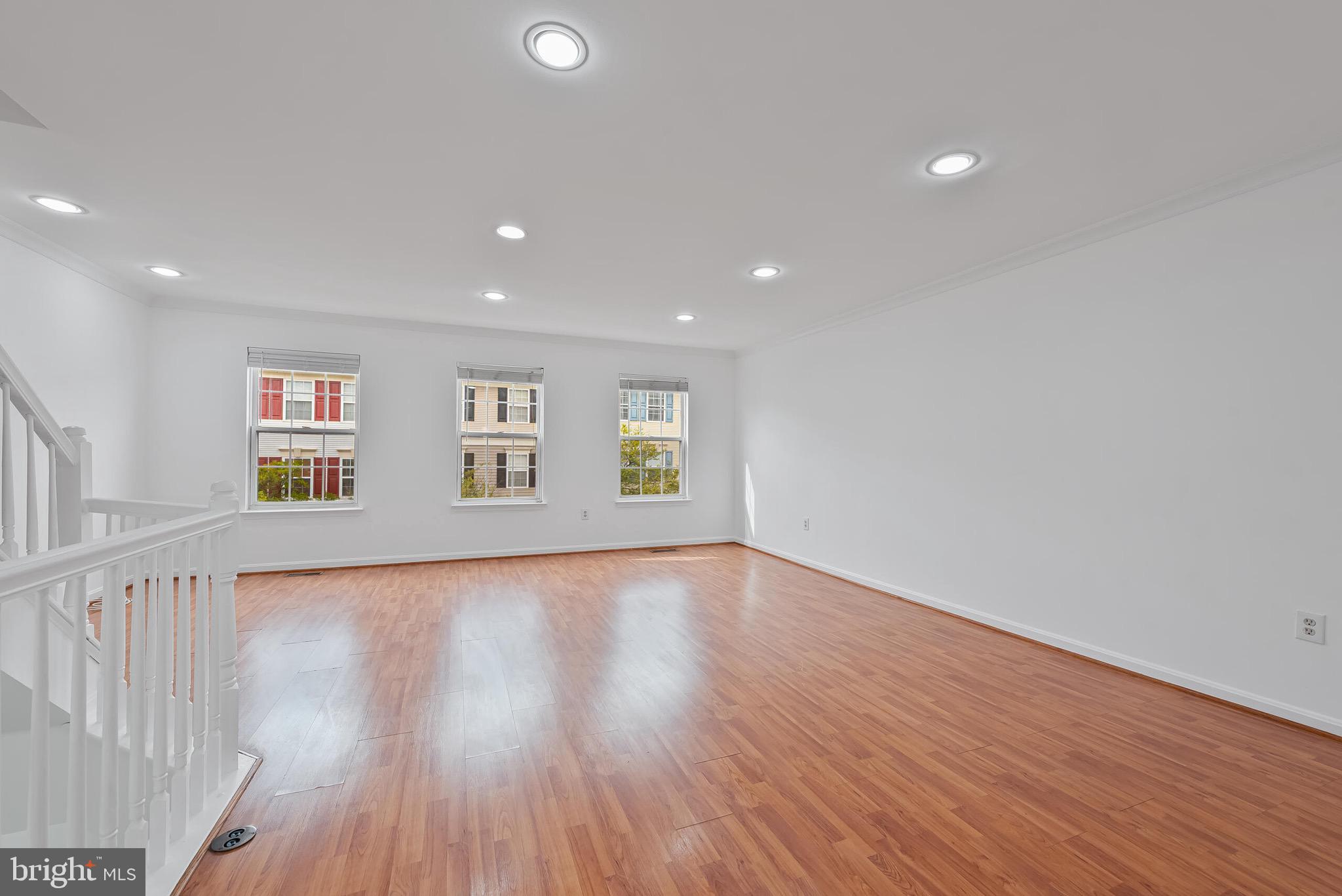 GROVEWOOD - Residential Lease