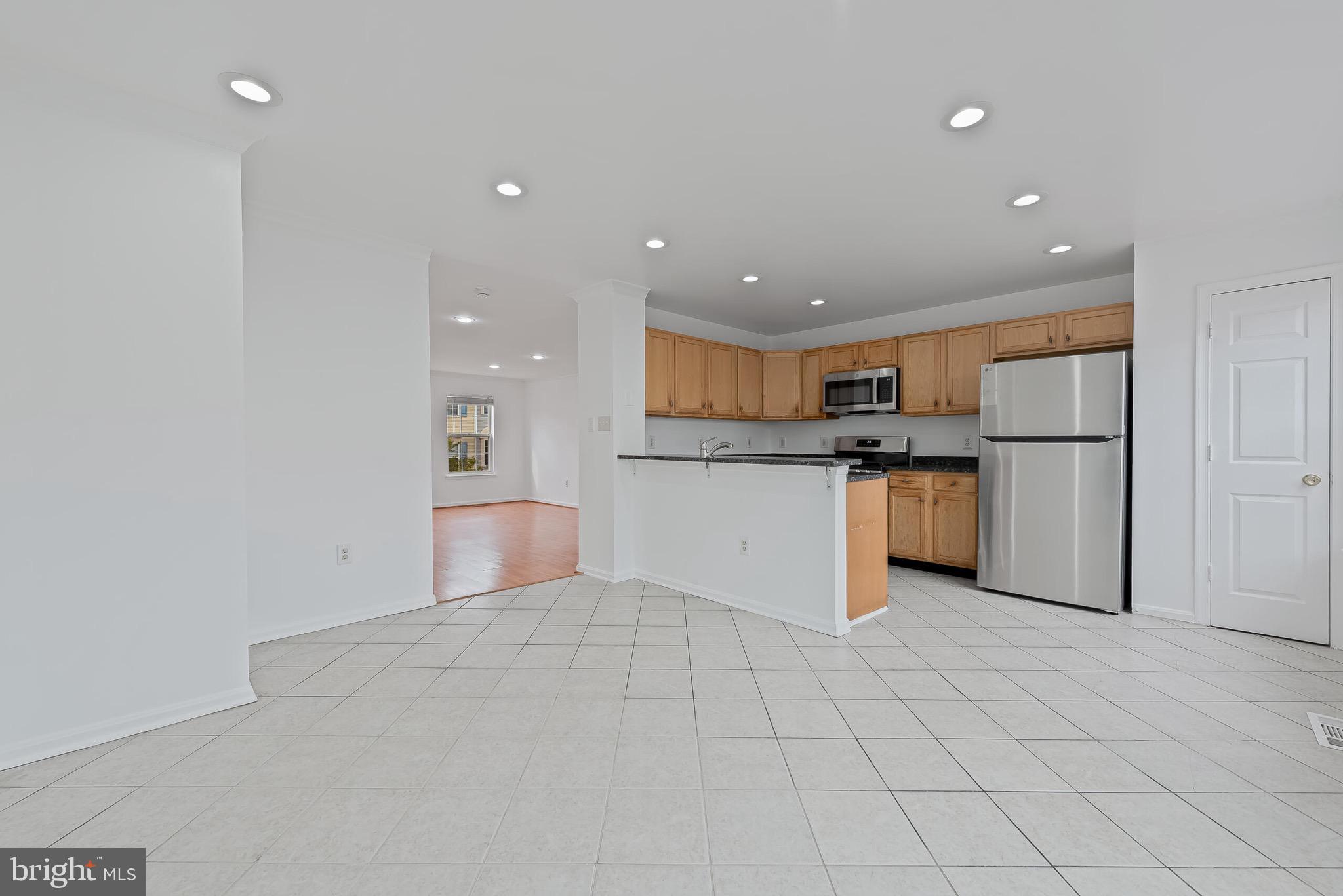 GROVEWOOD - Residential Lease