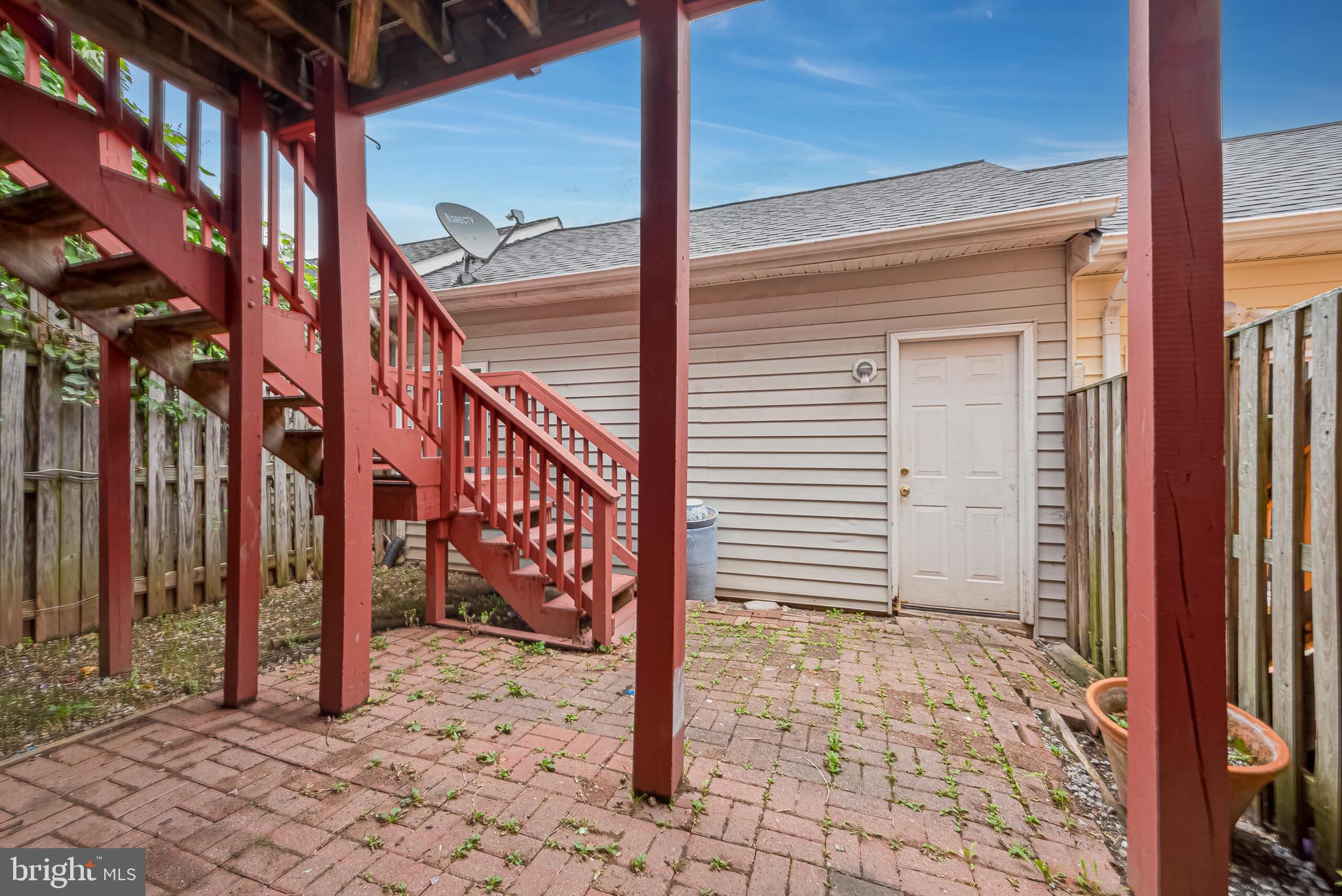 GROVEWOOD - Residential Lease