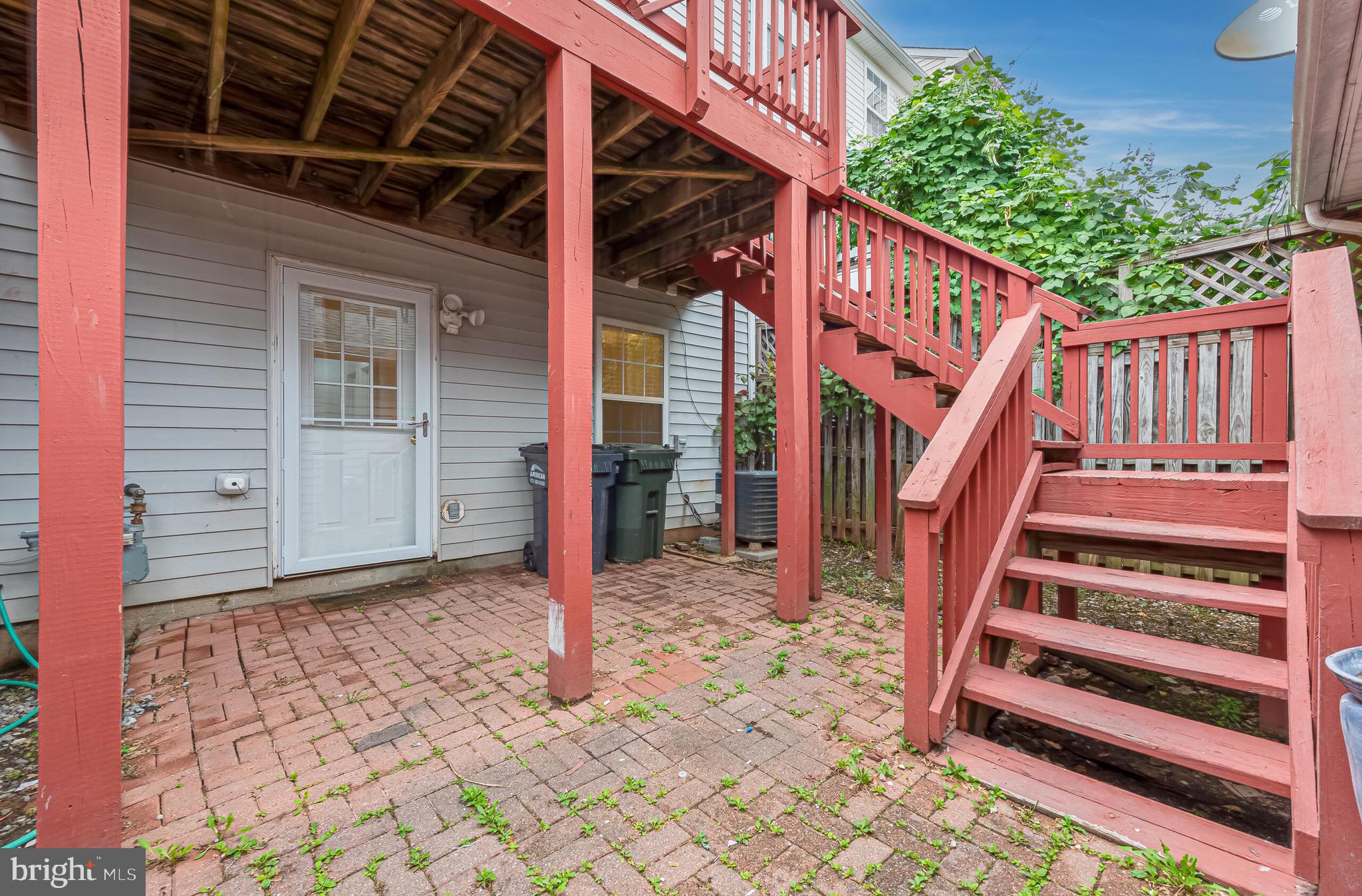 GROVEWOOD - Residential Lease