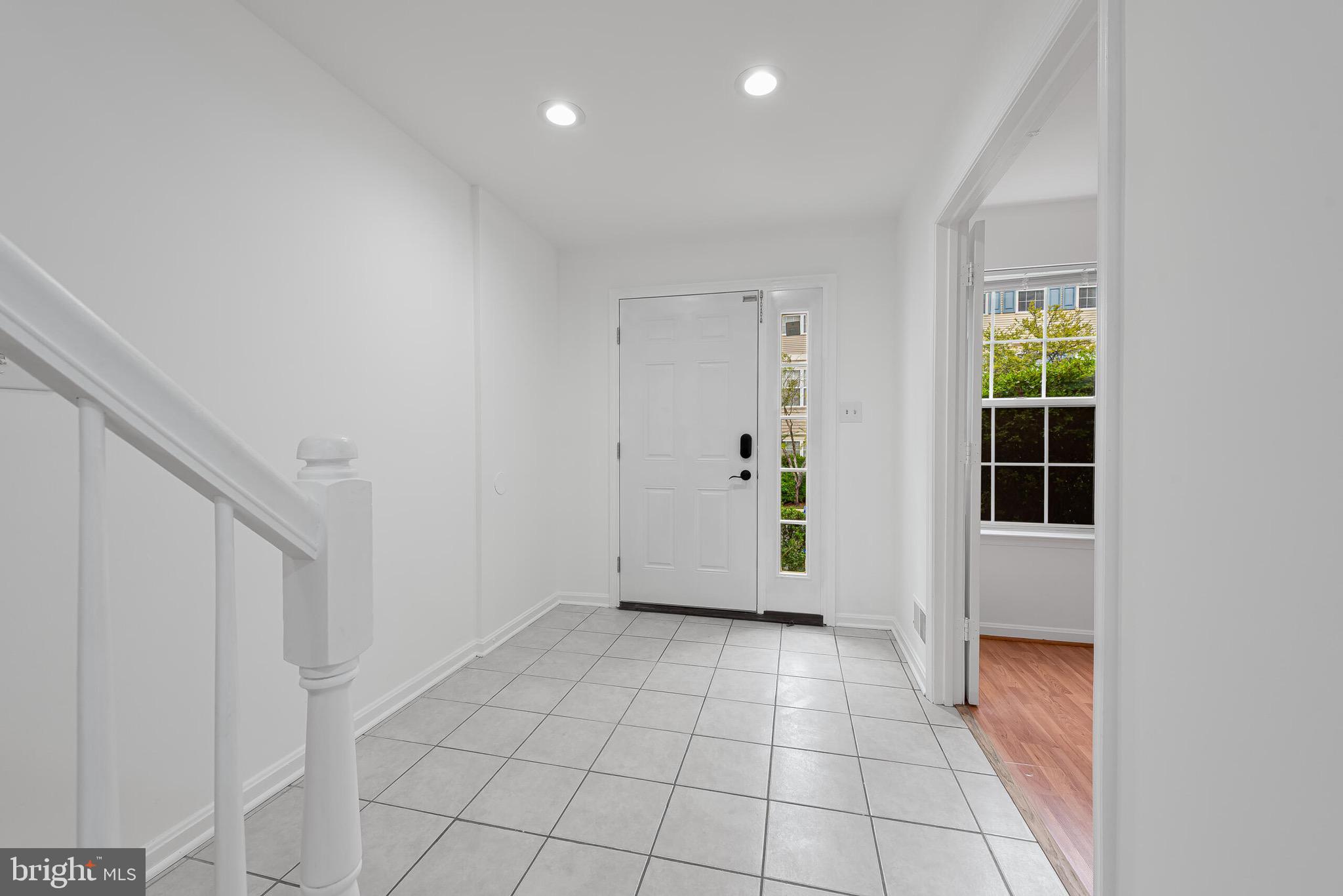 GROVEWOOD - Residential Lease