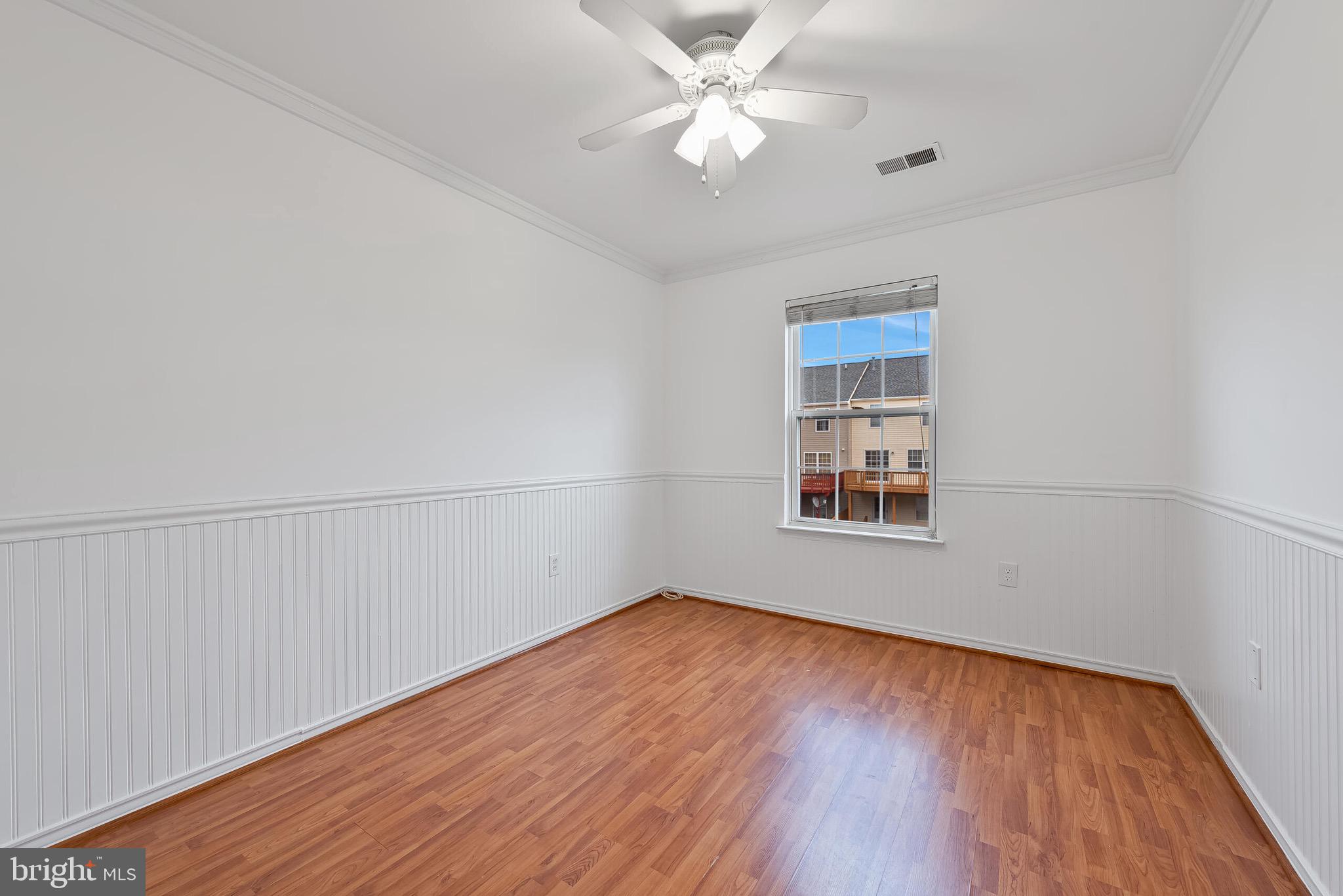 GROVEWOOD - Residential Lease