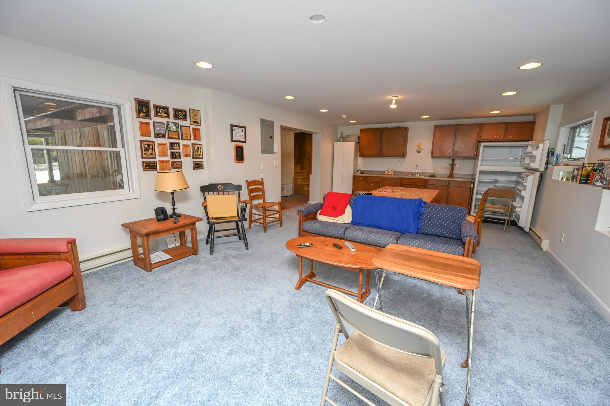 THOUSAND ACRES - Residential