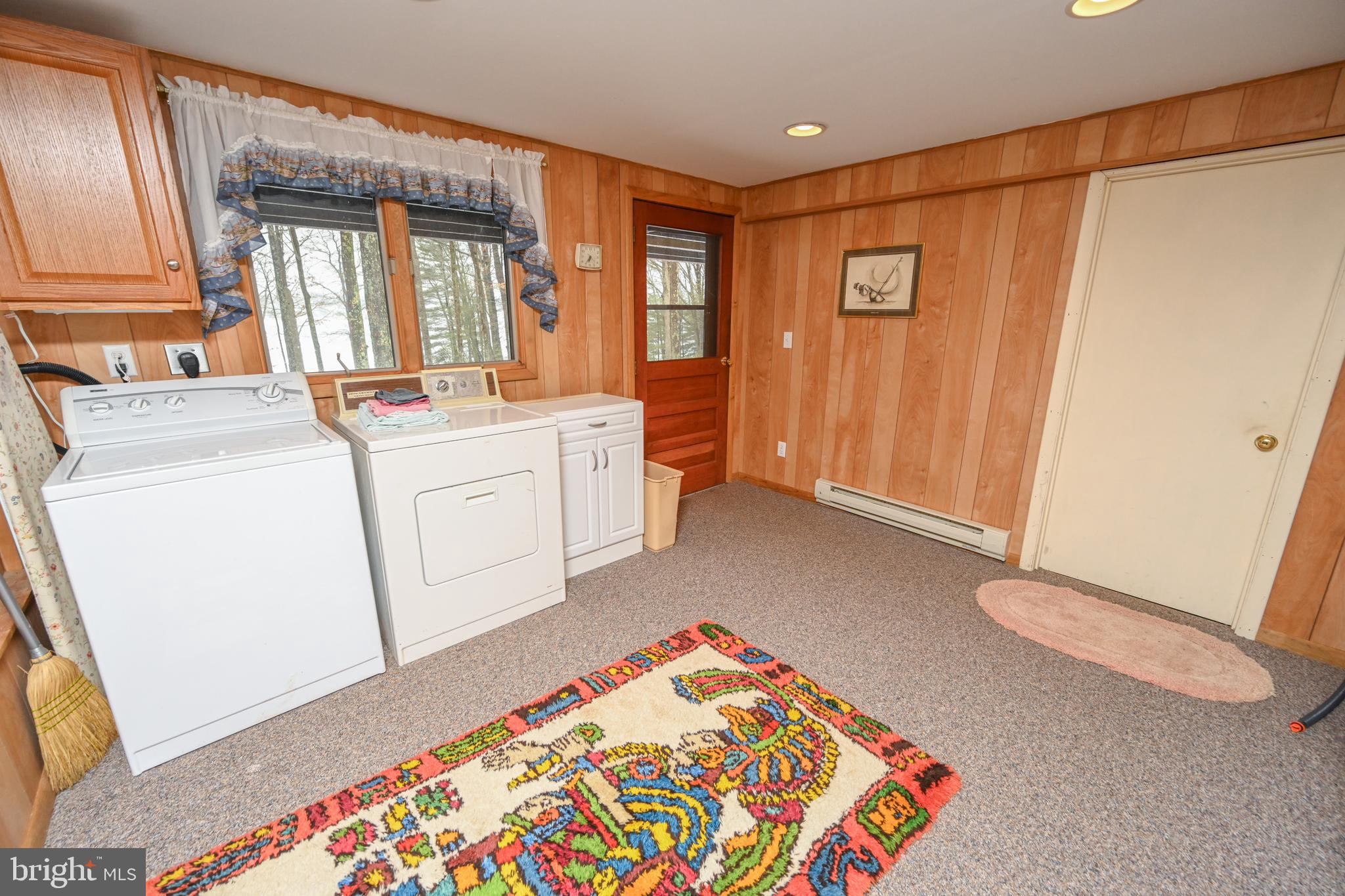 THOUSAND ACRES - Residential