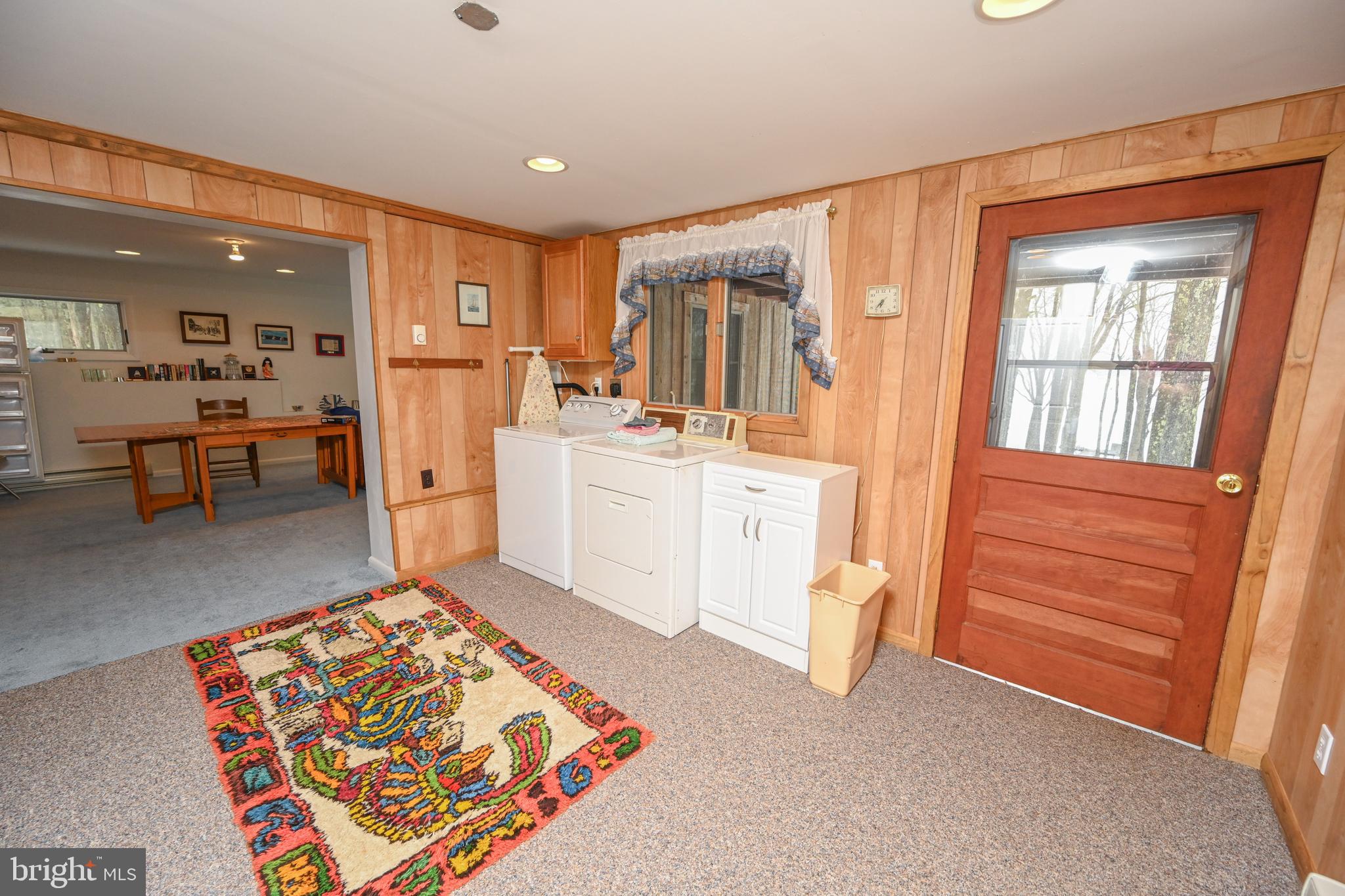 THOUSAND ACRES - Residential