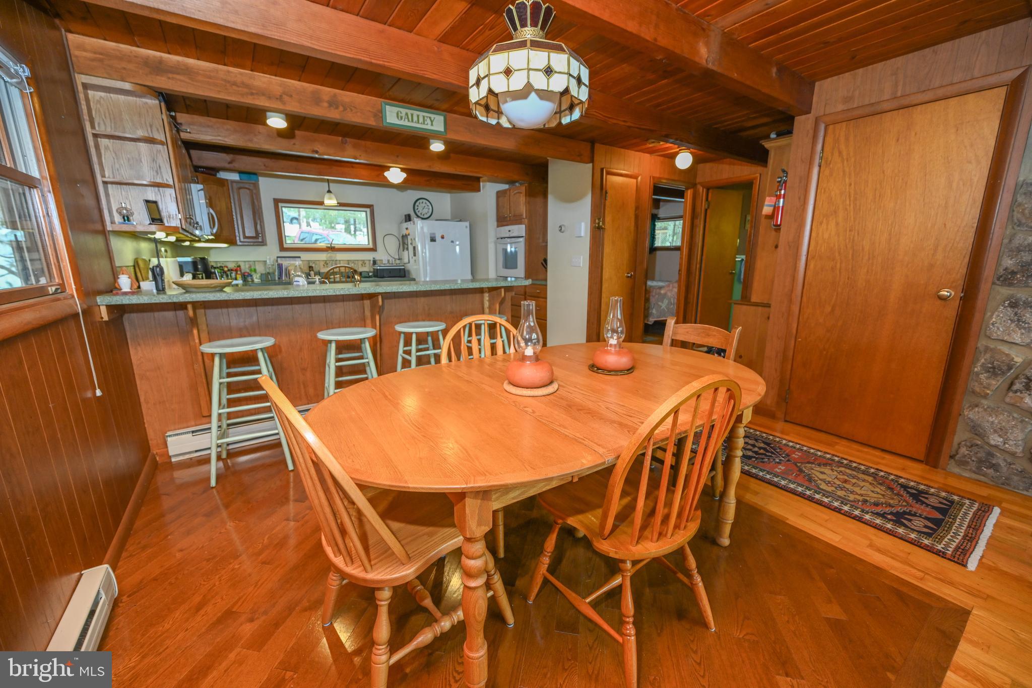 THOUSAND ACRES - Residential