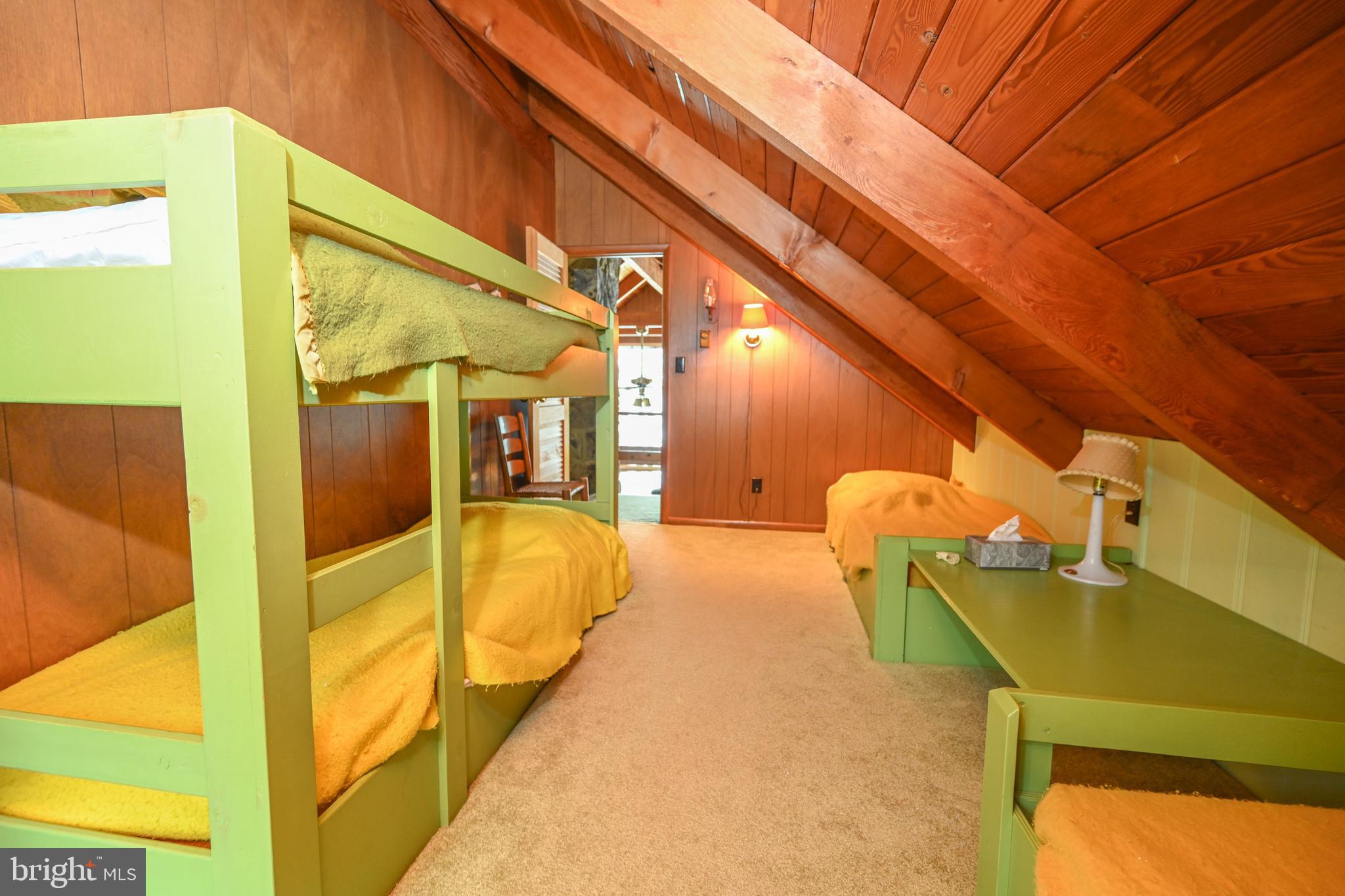 THOUSAND ACRES - Residential