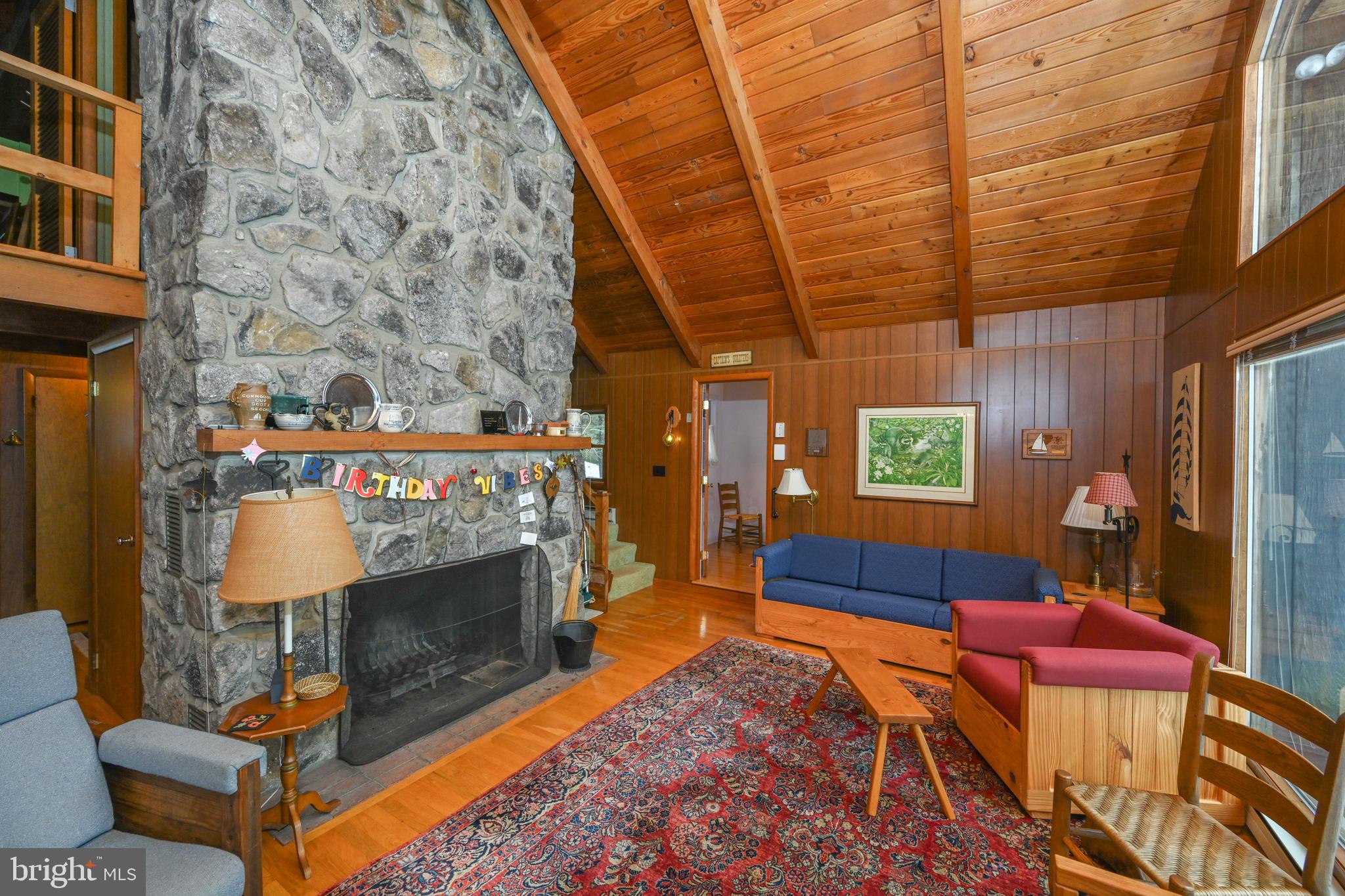 THOUSAND ACRES - Residential