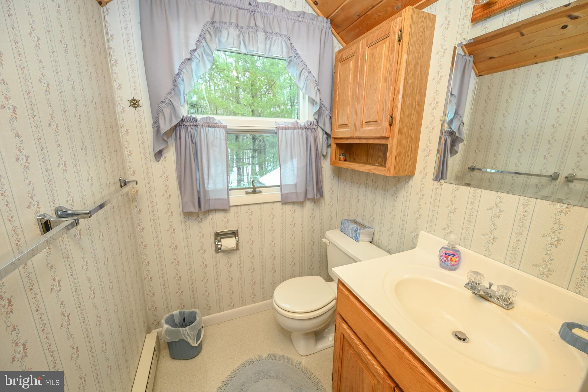 THOUSAND ACRES - Residential