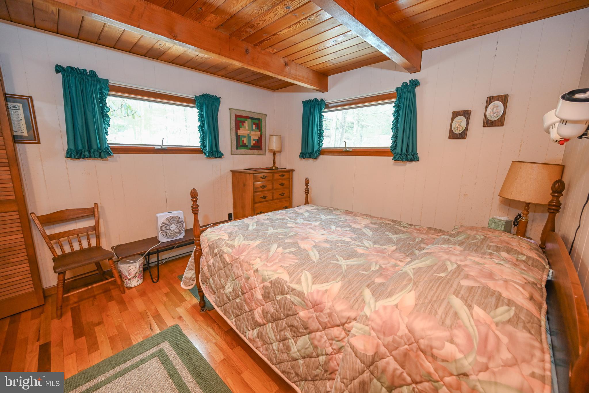 THOUSAND ACRES - Residential