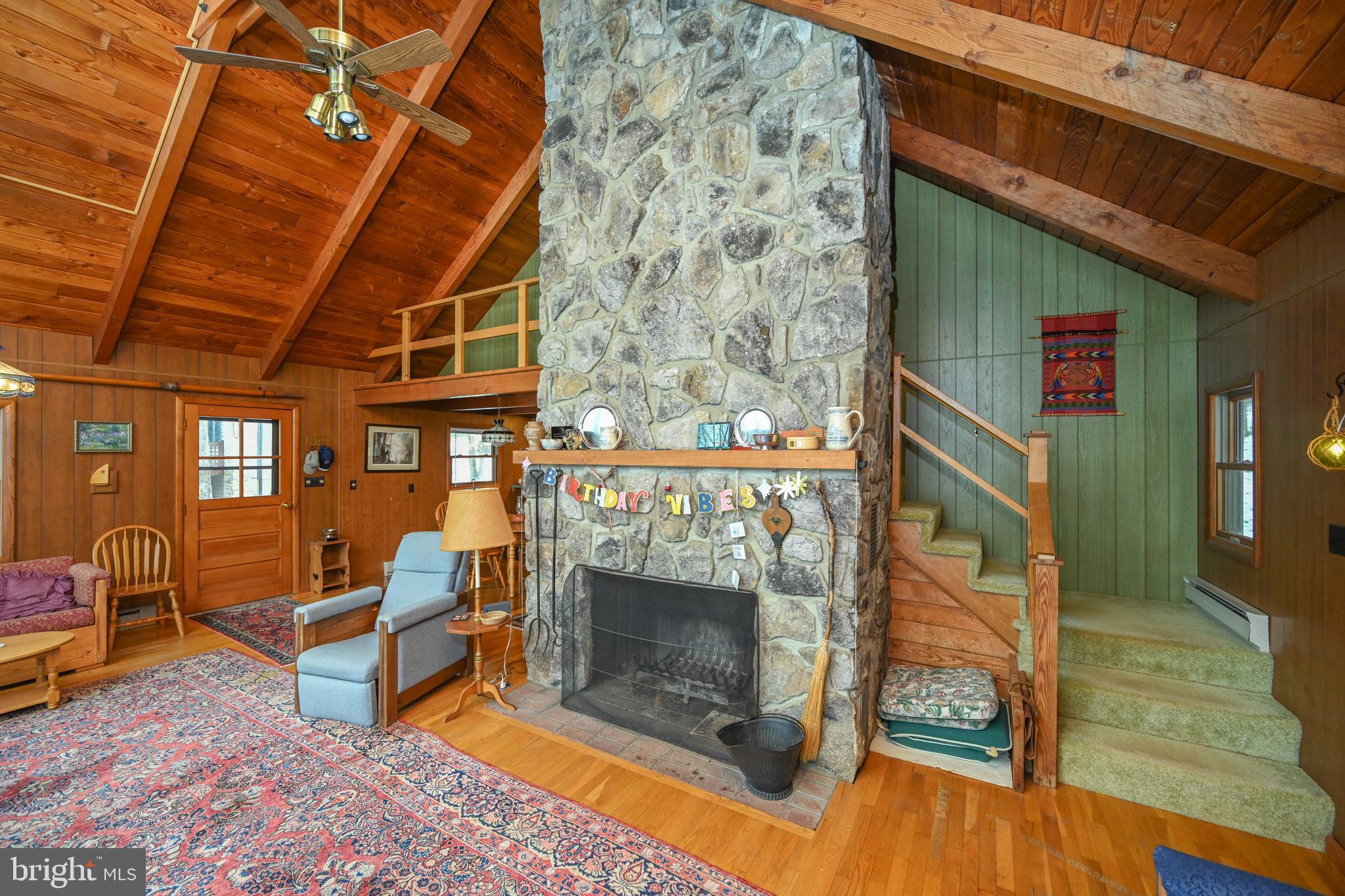 THOUSAND ACRES - Residential