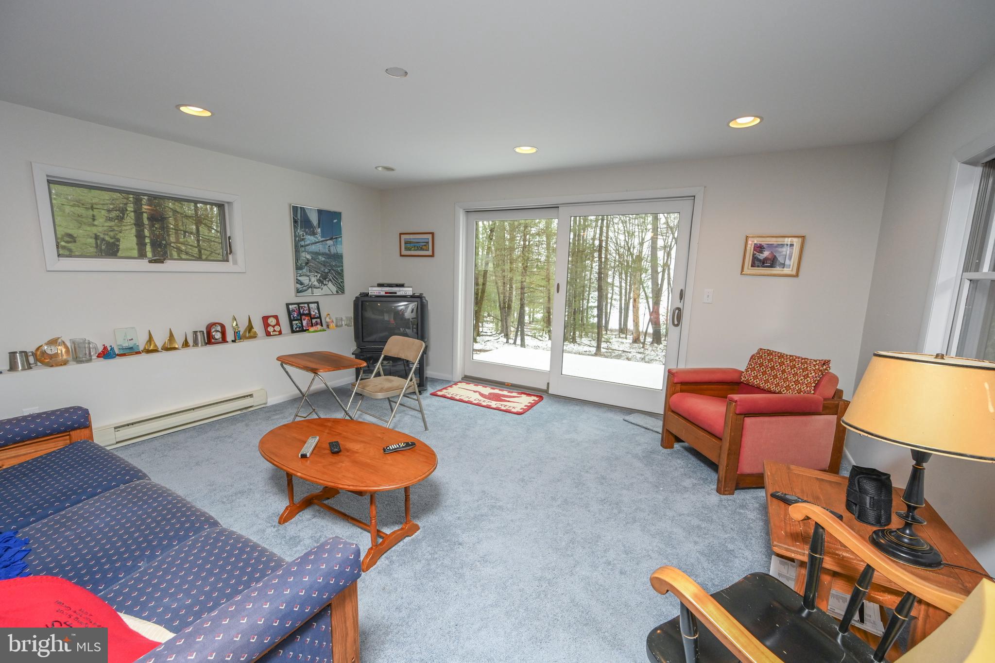 THOUSAND ACRES - Residential