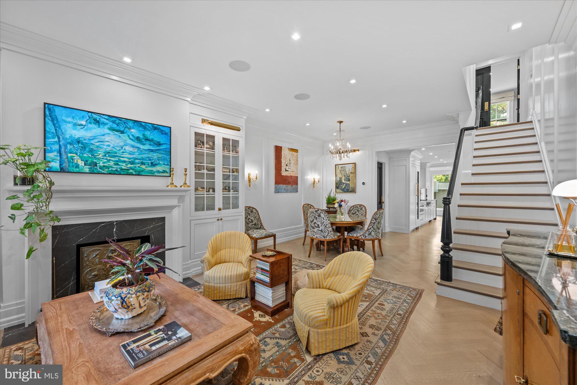 1524 SWANN STREET NW